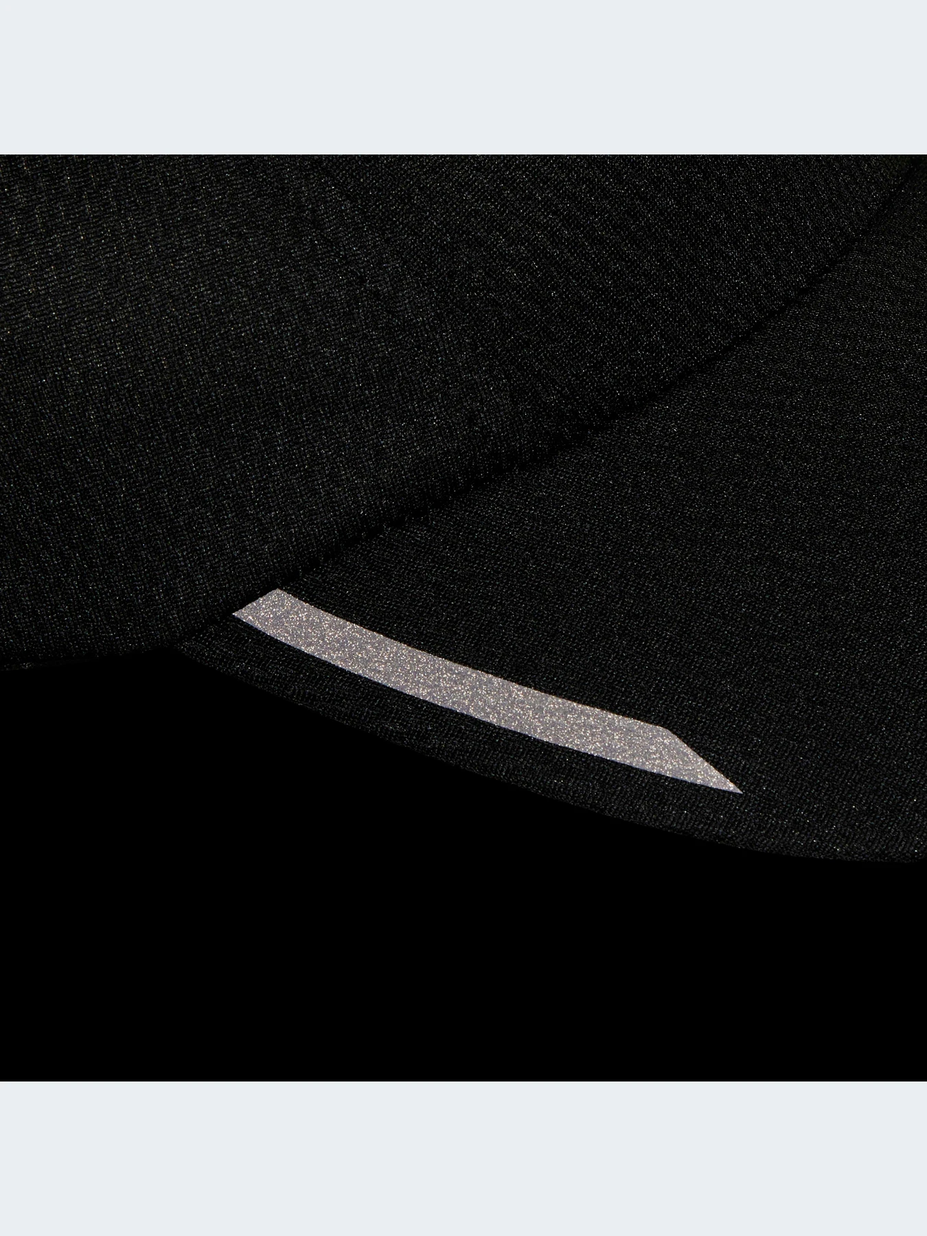 Шапки и кепки Adidas модель HT4815 Шапки и кепки Adidas модель HT4815 Фото