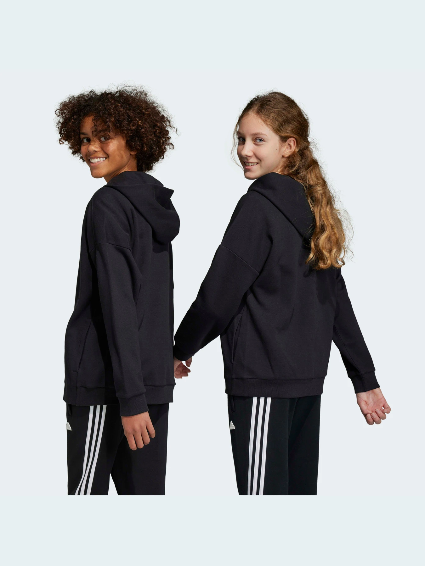 Худі та світшоти Adidas модель HR6301 Фото