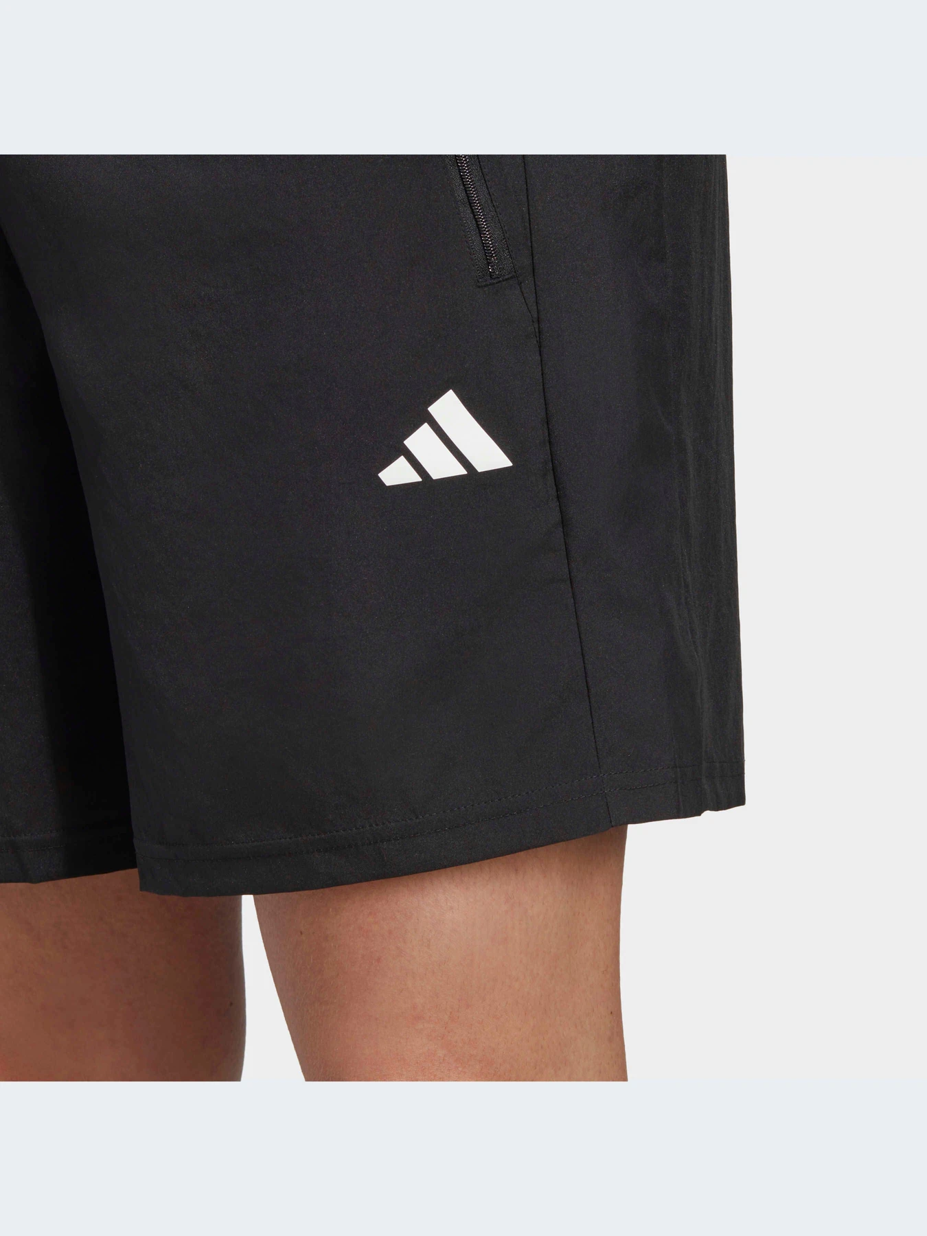 Шорты Adidas модель IC6976 Шорты Adidas модель IC6976 Фото