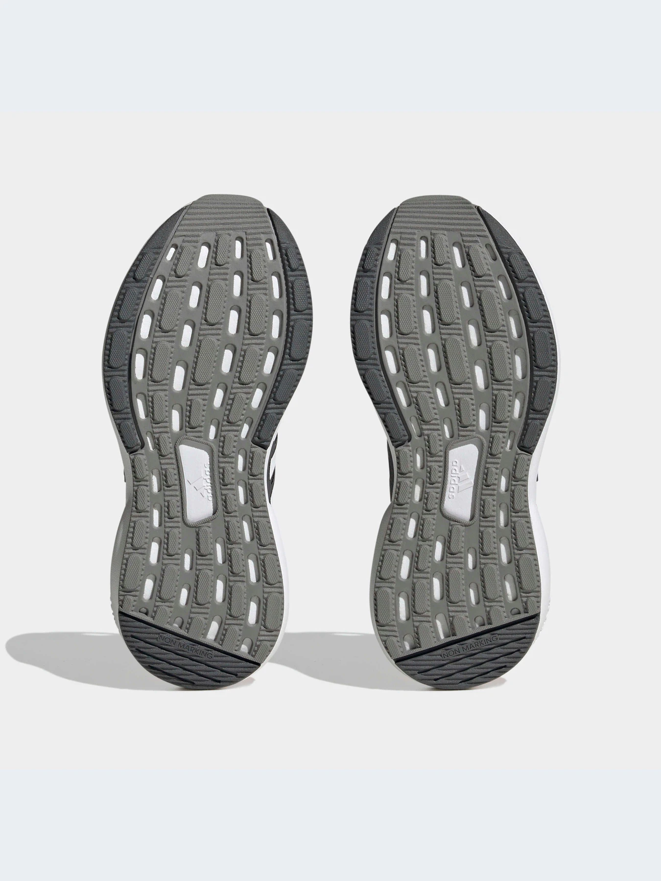 Кроссовки Adidas Rapida модель HP2753 Кроссовки Adidas Rapida модель HP2753 Фото