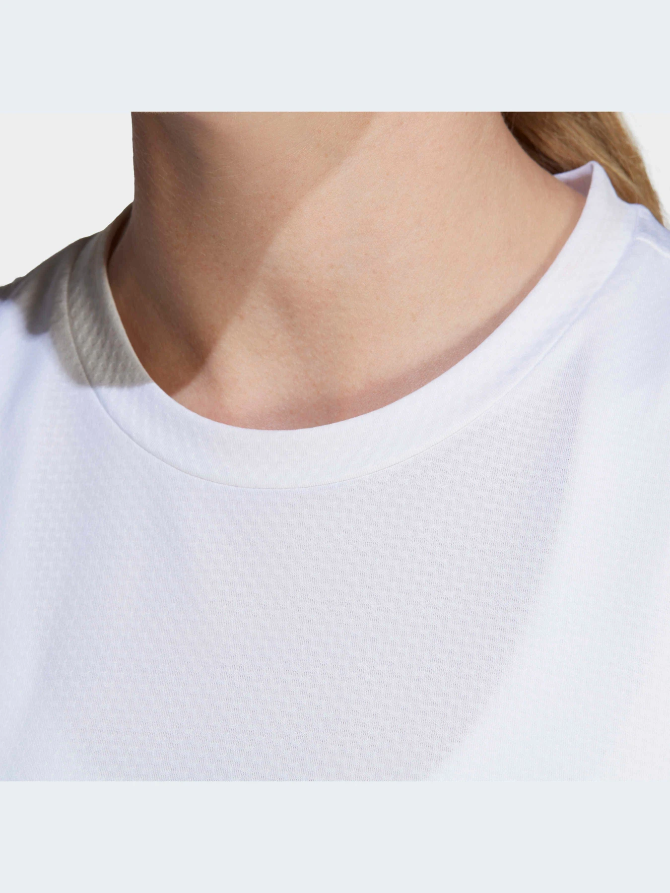 Футболки и поло Adidas модель HK9137 Футболки и поло Adidas модель HK9137 Фото