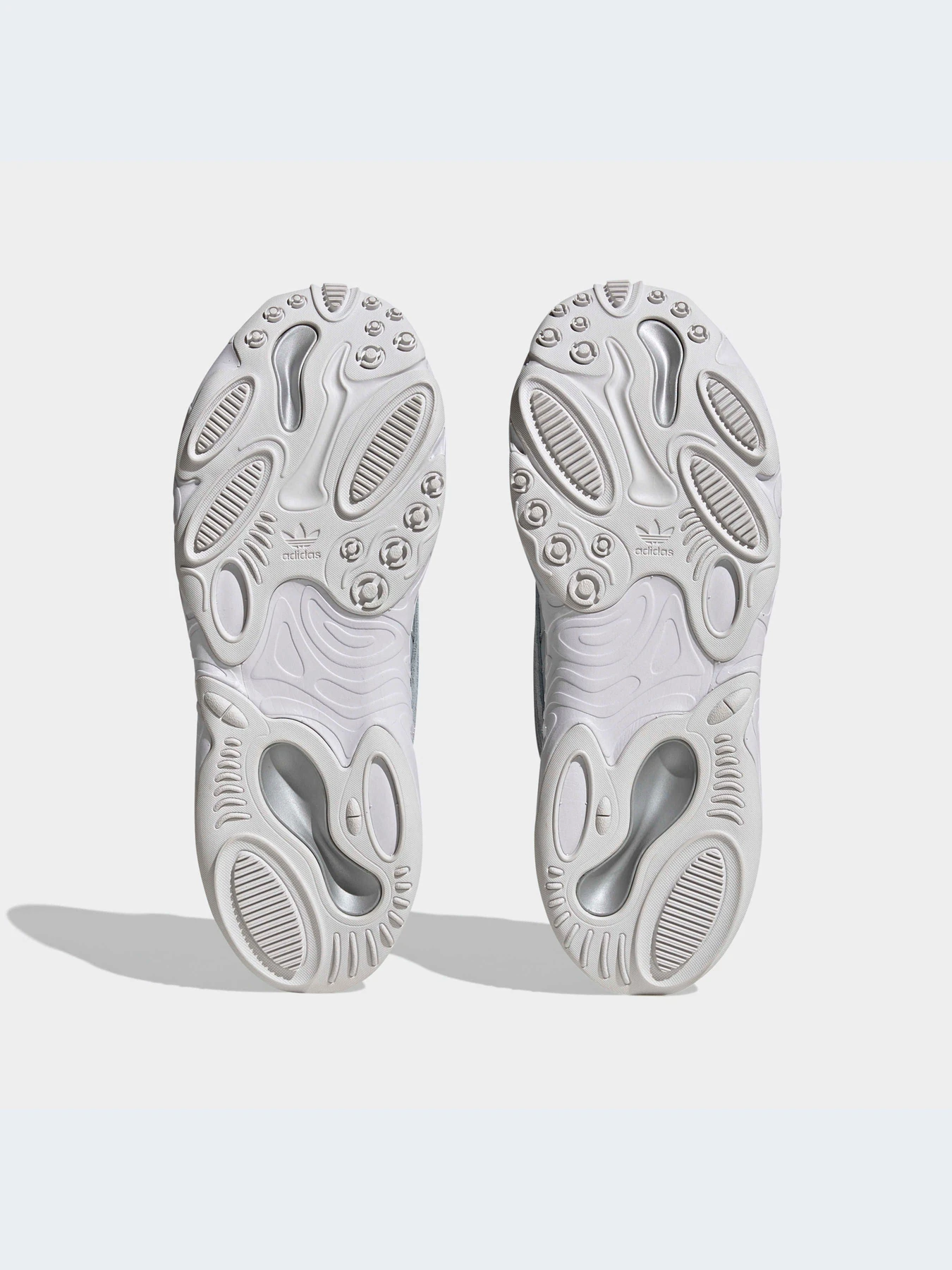 Кросівки Adidas Ozweego модель HQ1970 Фото