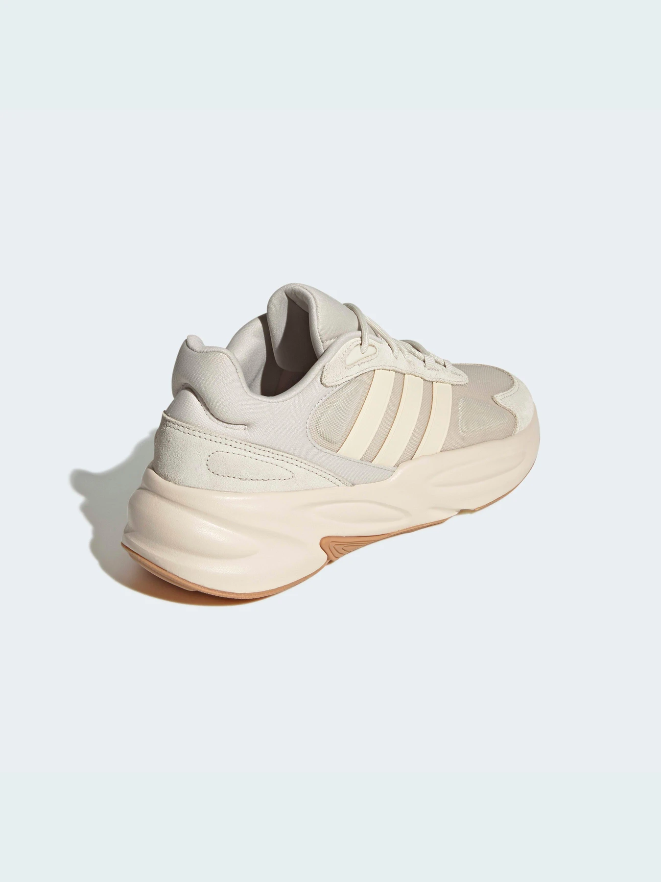 Кроссовки Adidas Ozweego модель GX6762 Кроссовки Adidas Ozweego модель GX6762 Фото