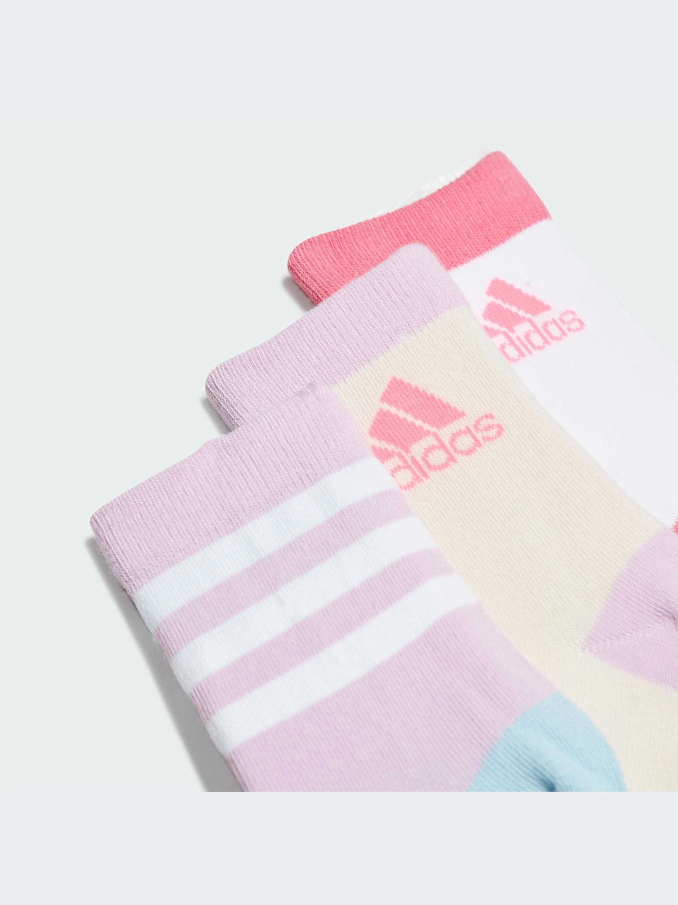 Носки и гольфы Adidas Graphics модель IJ8268 Носки и гольфы Adidas Graphics модель IJ8268 Фото