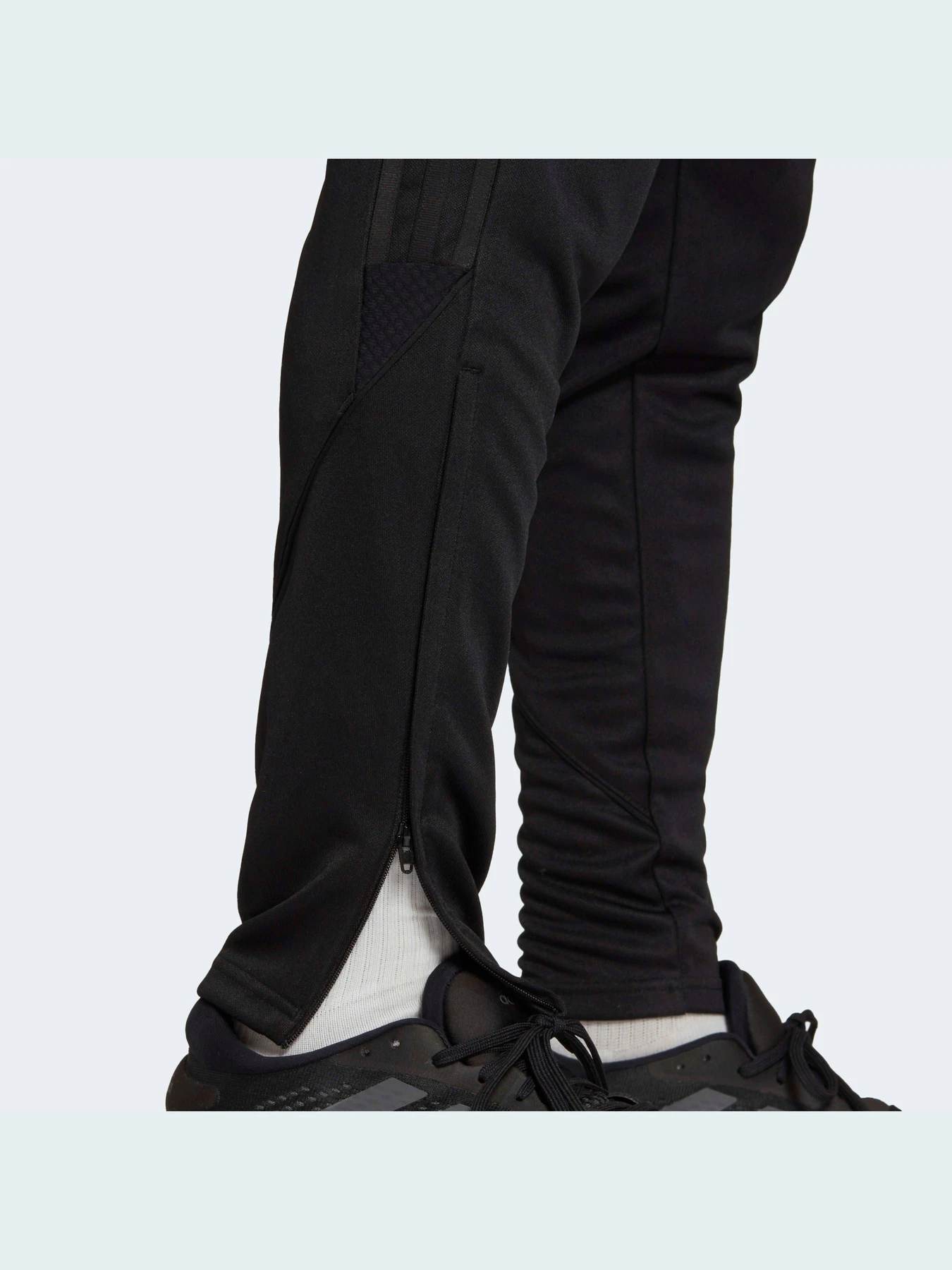 Брюки Adidas Tiro модель HS3530 Фото
