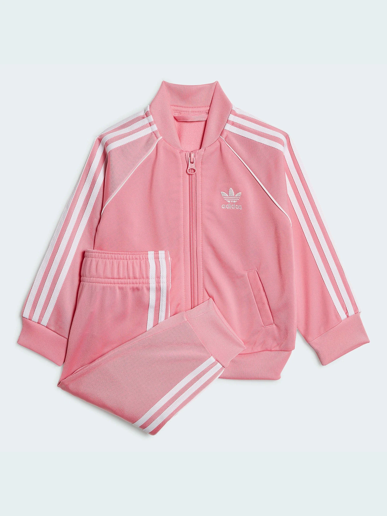 Костюмы Adidas модель HK7485 Костюмы Adidas модель HK7485 Фото
