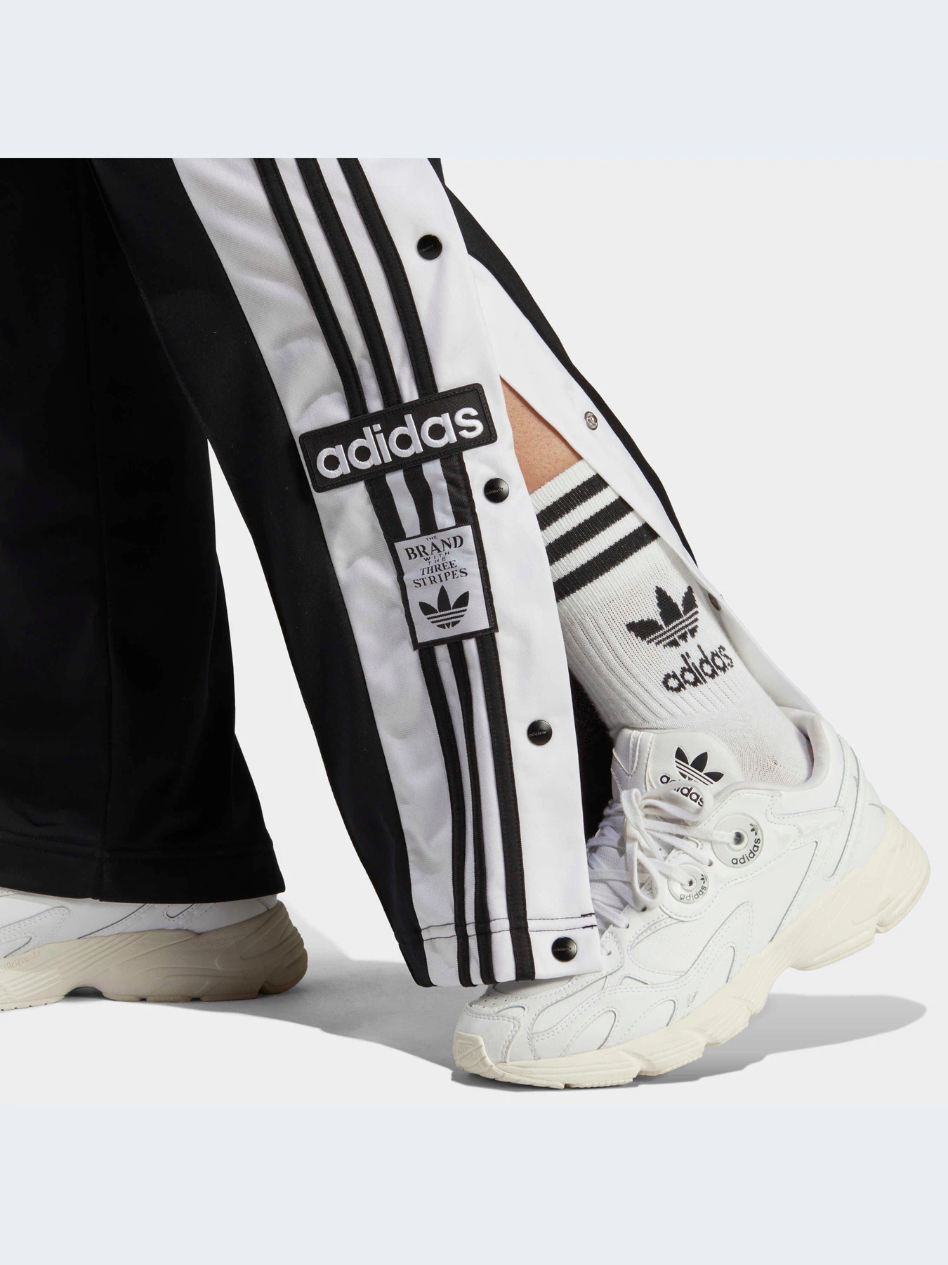 Брюки Adidas модель IB5924 Брюки Adidas модель IB5924 Фото