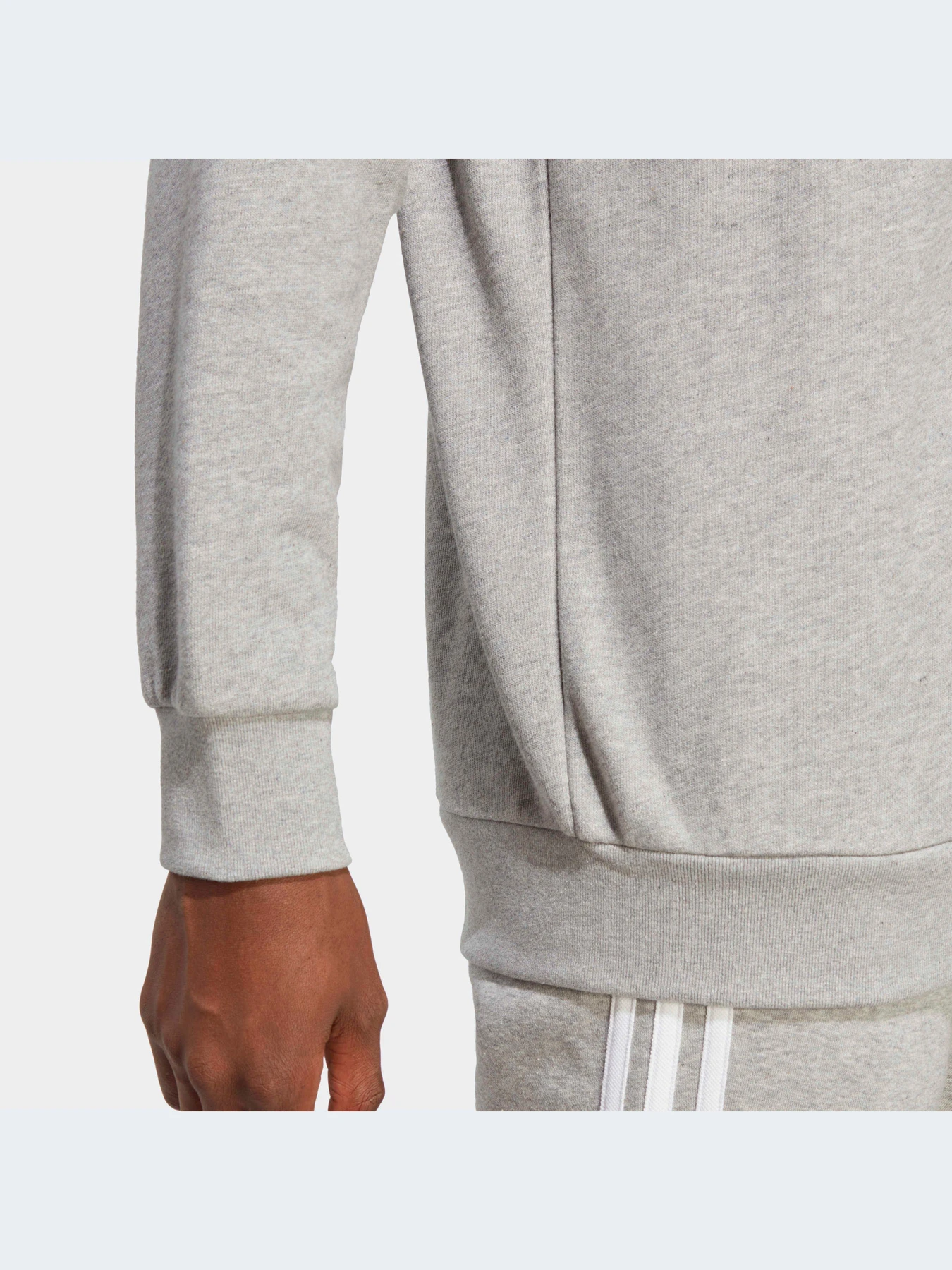 Худи и свитшоты Adidas модель IA4806 Худи и свитшоты Adidas модель IA4806 Фото
