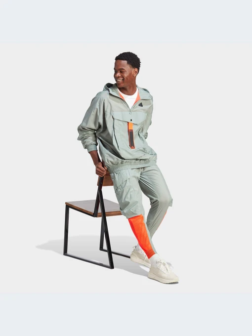 Куртки та дублянки Adidas модель IC3725 Фото