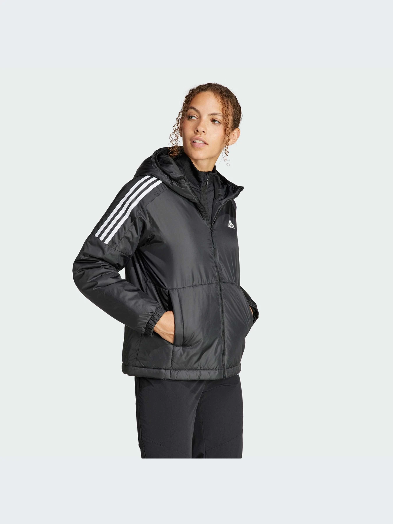 Куртки и дубленки Adidas модель GH4598 Куртки и дубленки Adidas модель GH4598 Фото