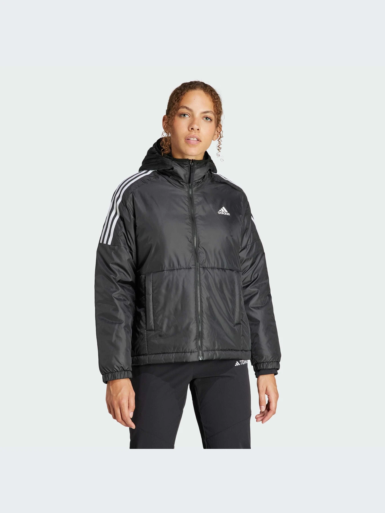 Куртки и дубленки Adidas модель GH4598 Куртки и дубленки Adidas модель GH4598 Фото