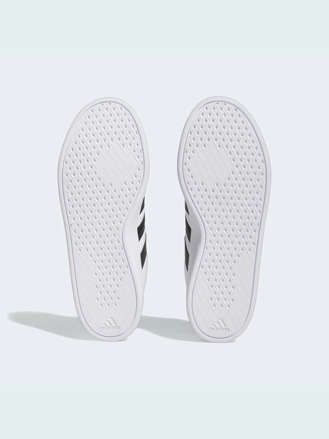Кроссовки Adidas модель HP9426 Кроссовки Adidas модель HP9426 Фото