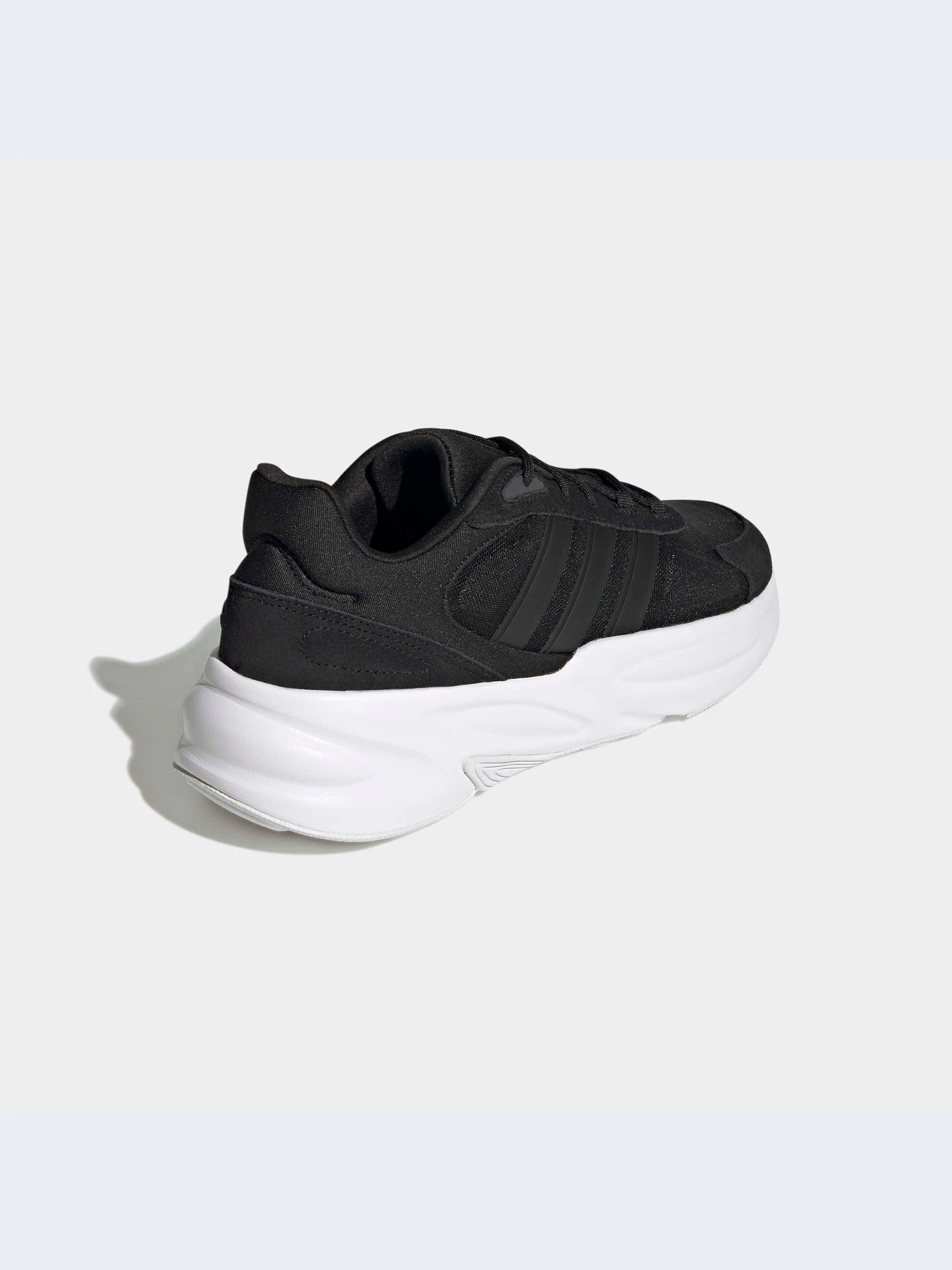 Кросівки Adidas Ozweego модель GX6763 Фото