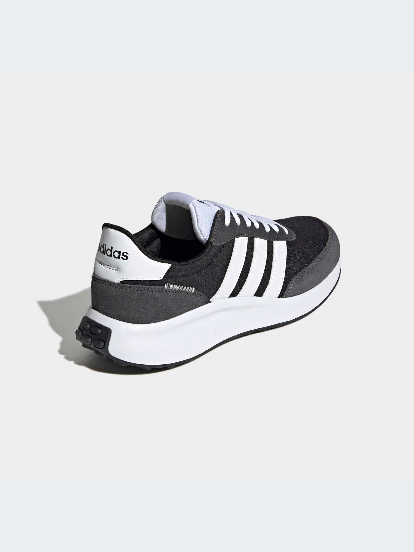 Кросівки Adidas модель GX3090 Фото