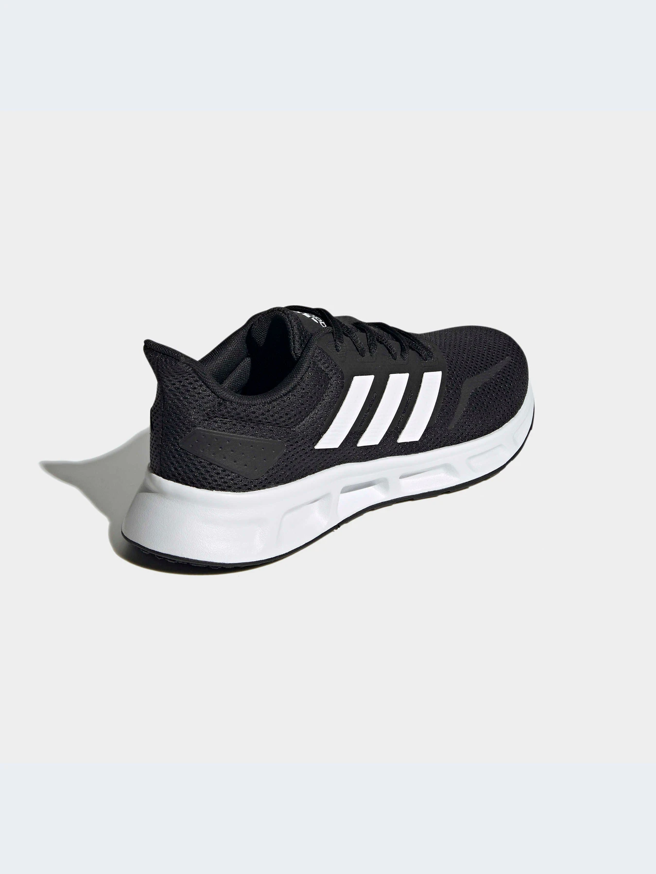 Кроссовки Adidas модель GY6348 Кроссовки Adidas модель GY6348 Фото
