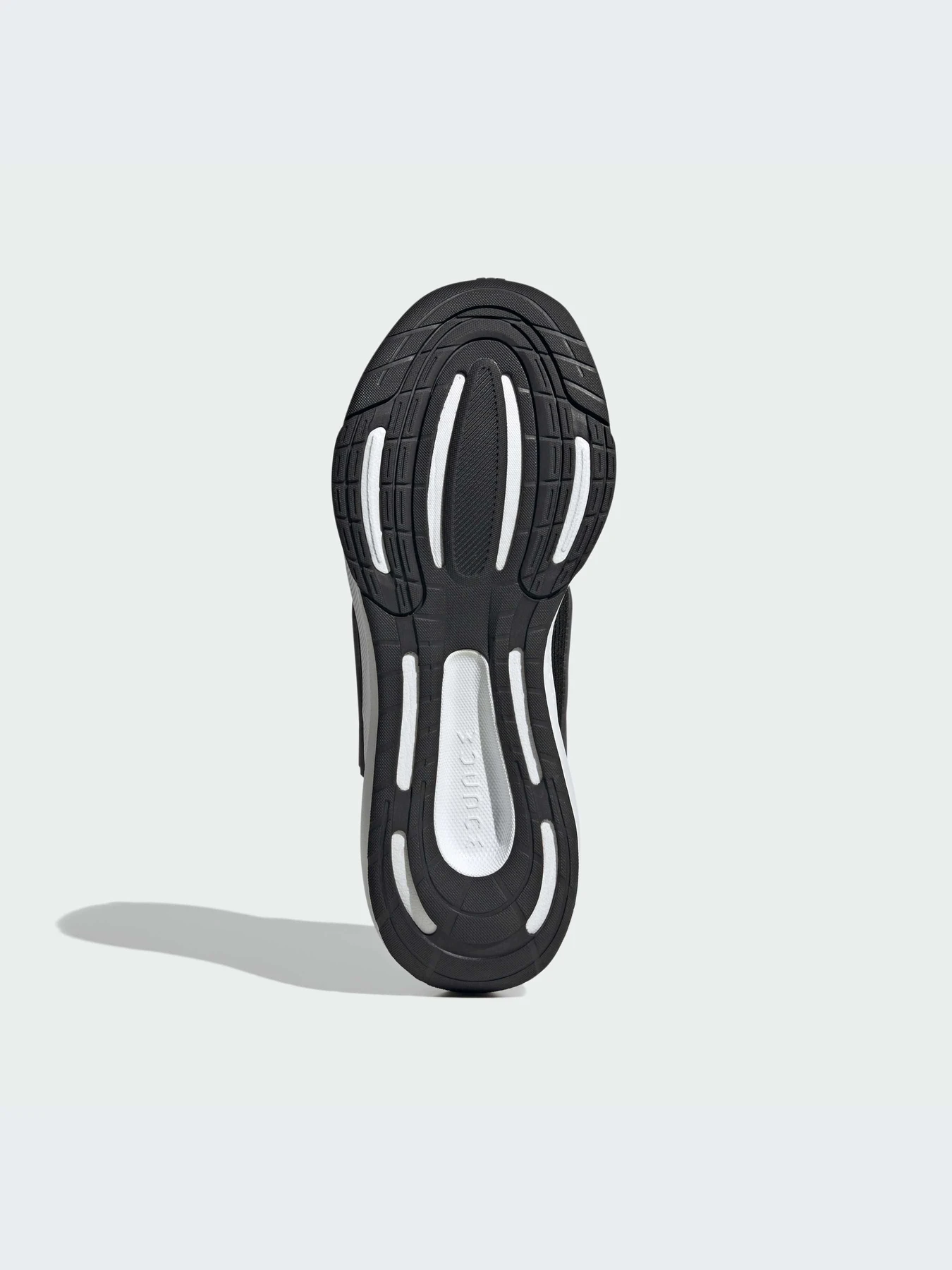 Кросівки Adidas модель HP5796 Кросівки Adidas модель HP5796 Фото