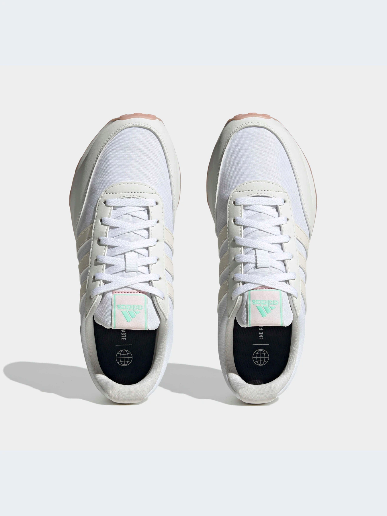 Кроссовки Adidas модель HP2252 Кроссовки Adidas модель HP2252 Фото