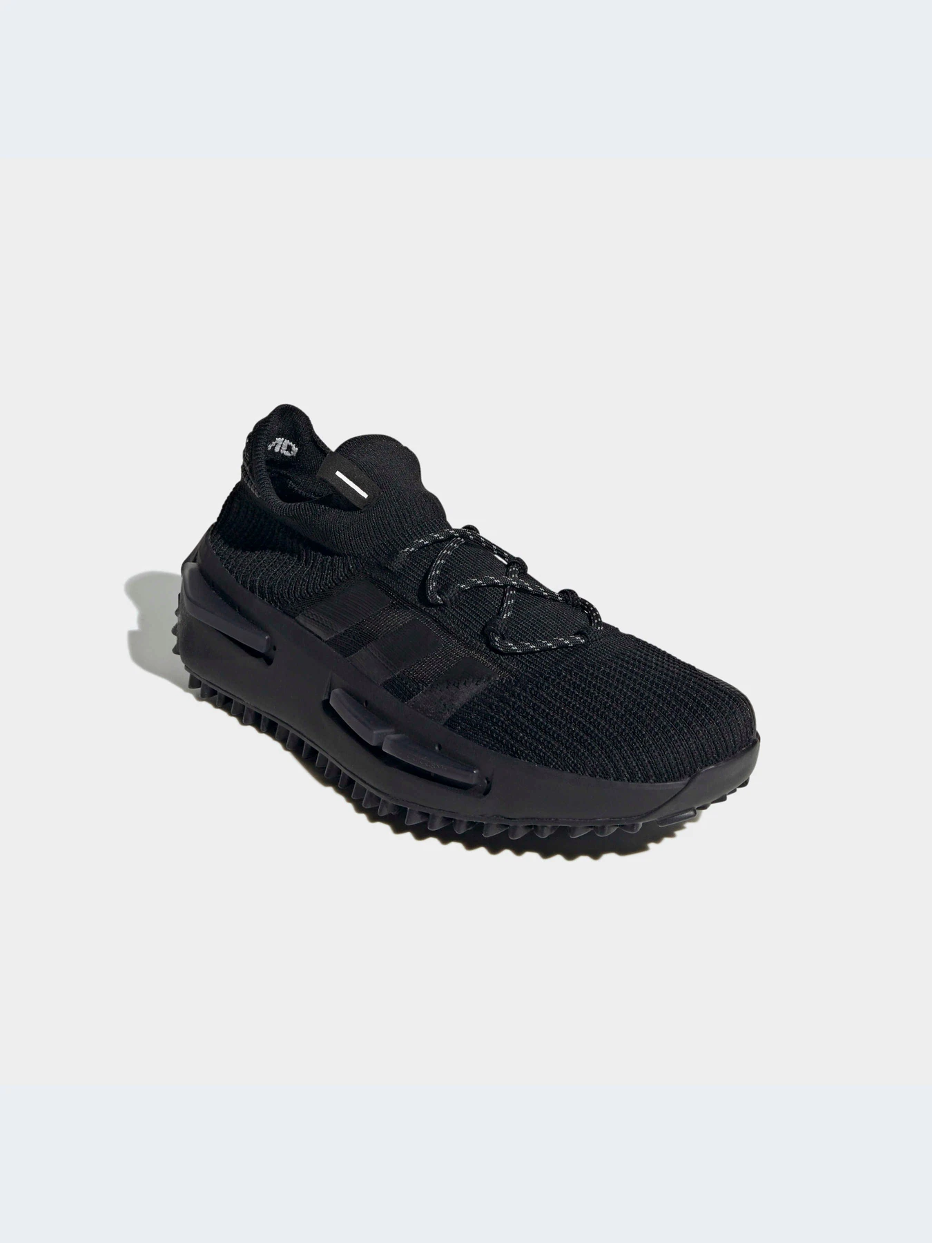 Кроссовки Adidas NMD модель FZ6381 Фото