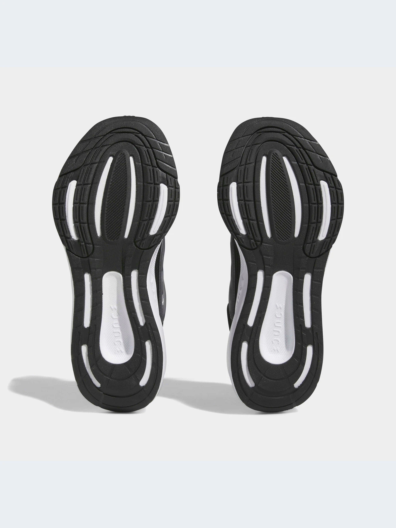 Кроссовки Adidas модель HQ1302 Фото
