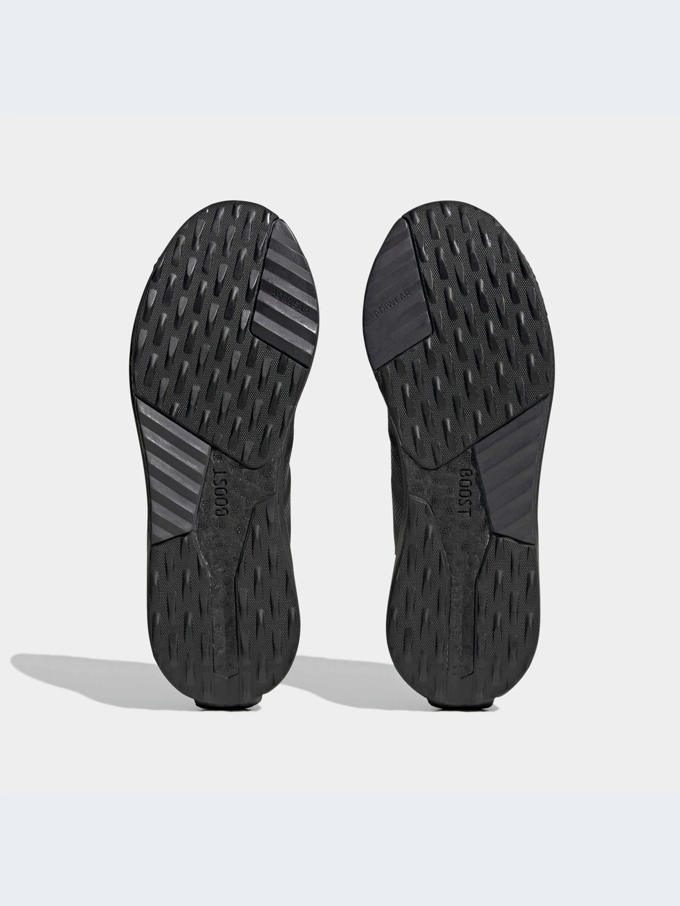 Кроссовки Adidas AVRYN модель HP5982 Кроссовки Adidas AVRYN модель HP5982 Фото