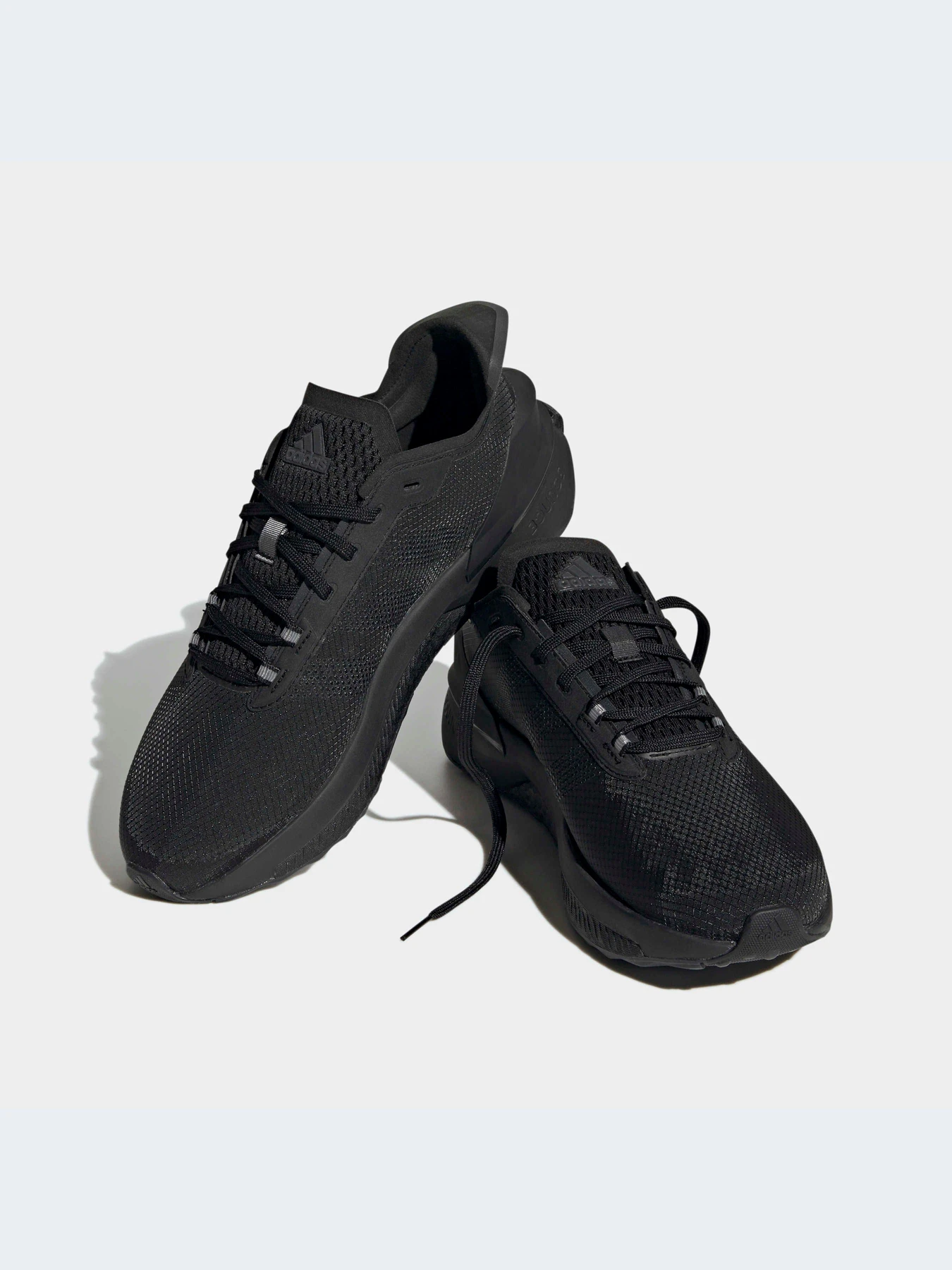 Кроссовки Adidas AVRYN модель HP5982 Кроссовки Adidas AVRYN модель HP5982 Фото