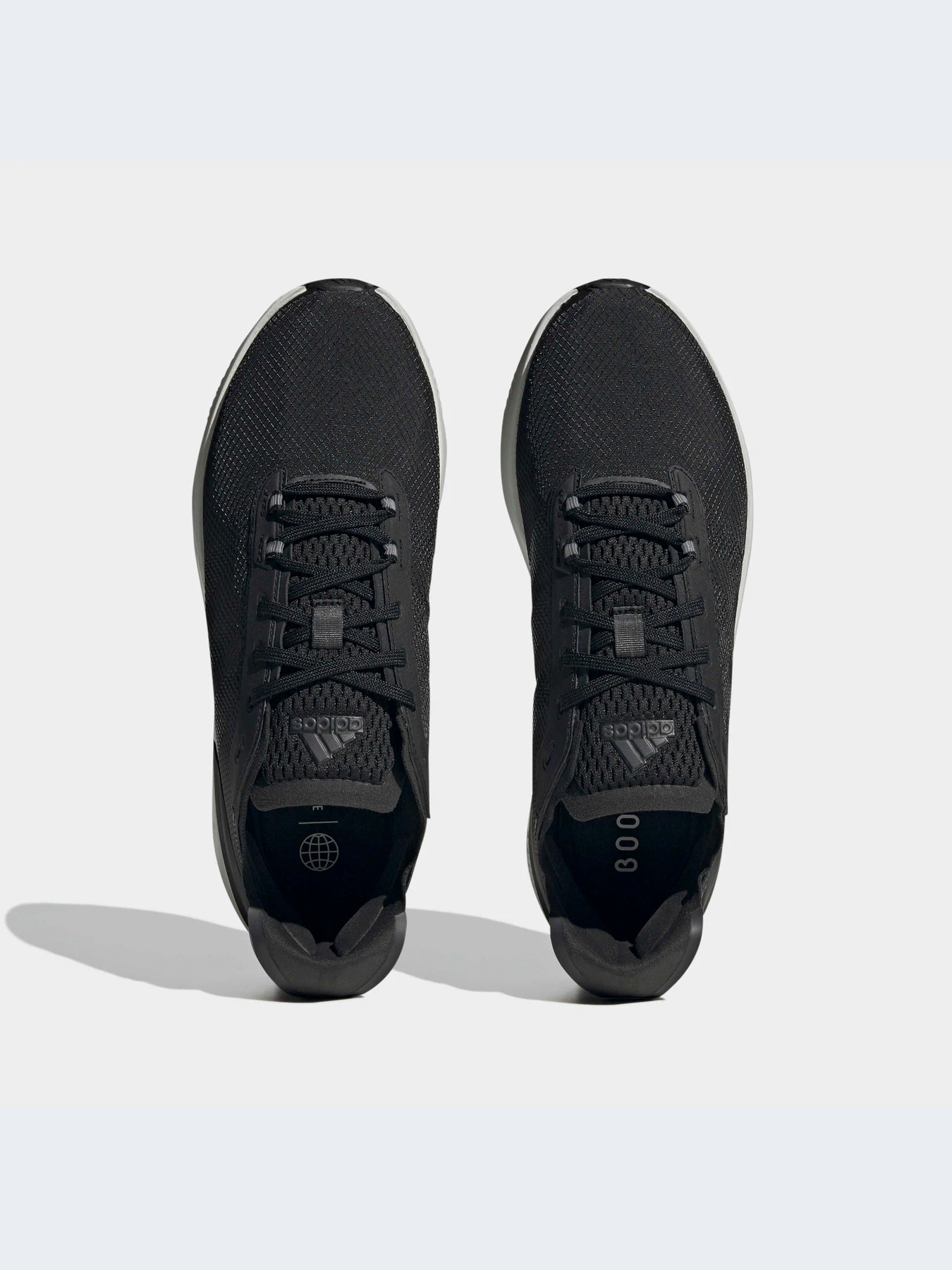 Кроссовки Adidas AVRYN модель HP5968 Фото