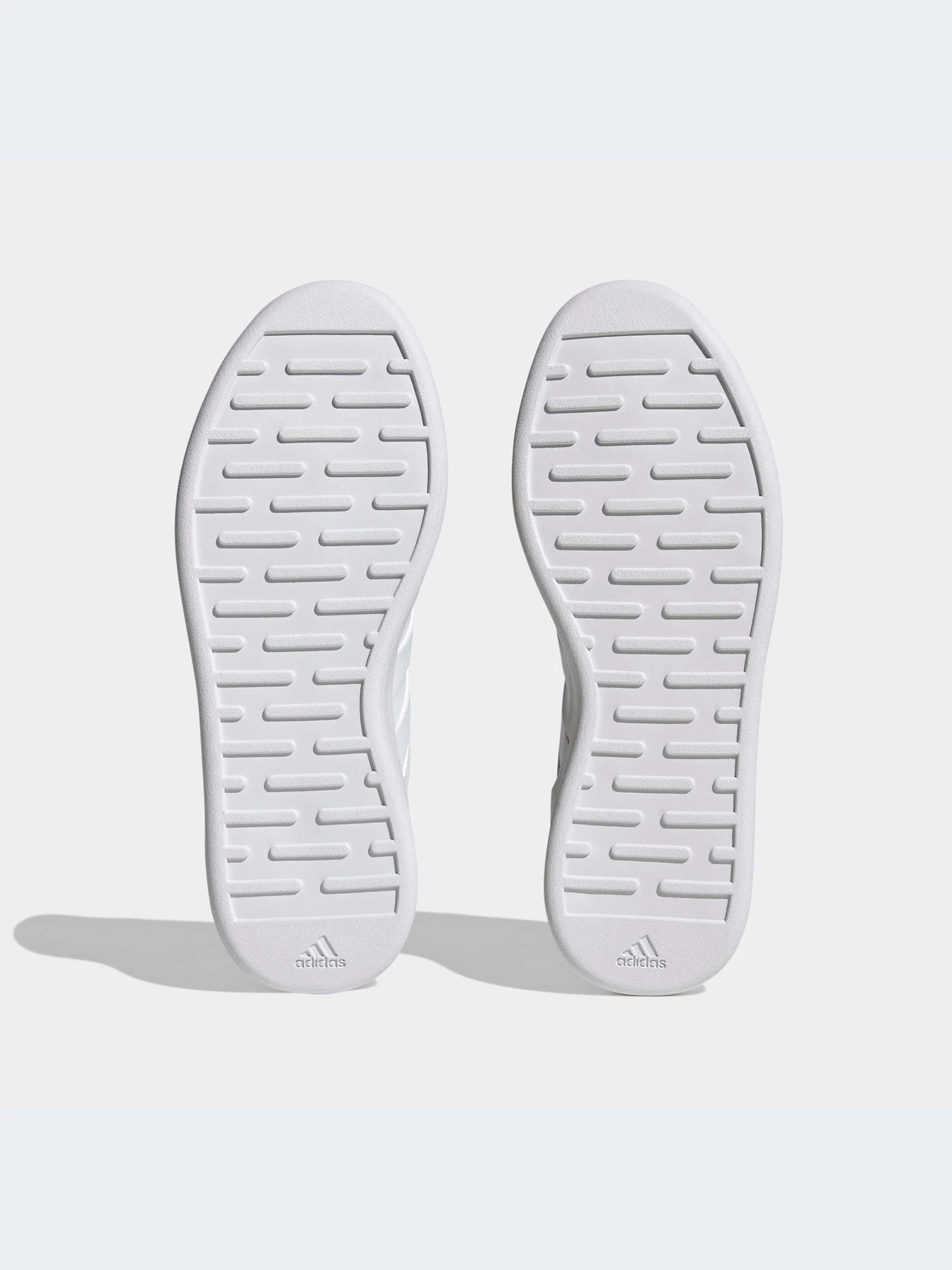 Кроссовки Adidas модель HP2609 Кроссовки Adidas модель HP2609 Фото