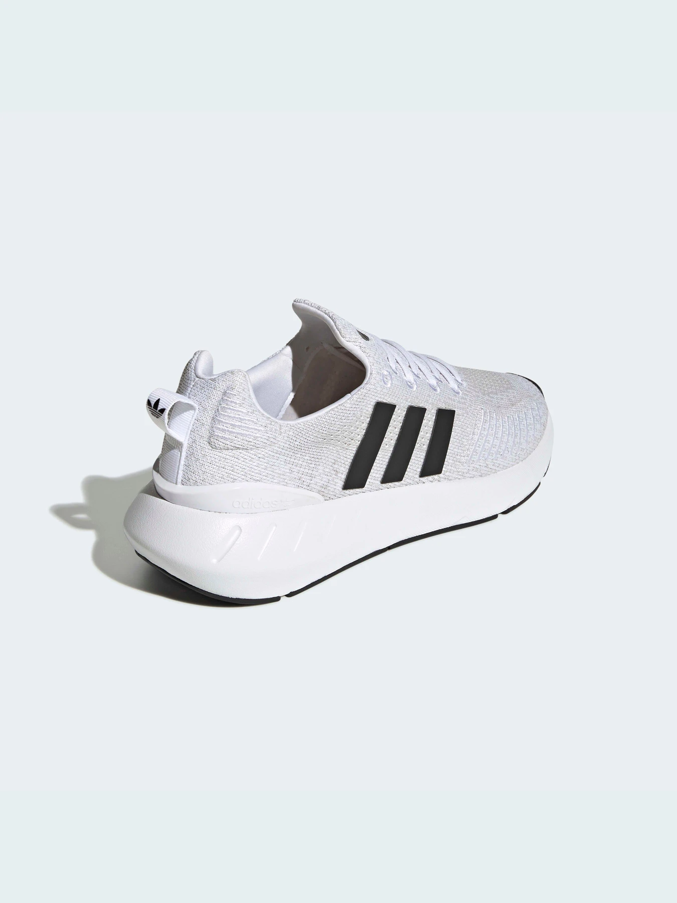 Кроссовки Adidas Swift модель GY3047 Кроссовки Adidas Swift модель GY3047 Фото