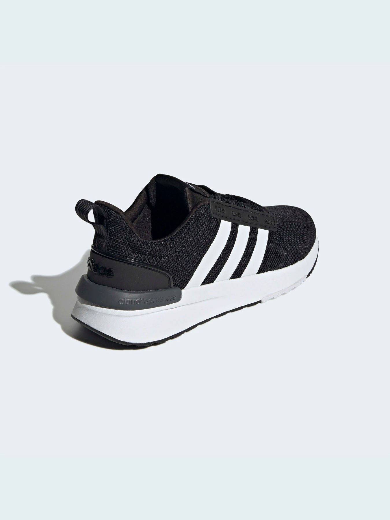 Кросівки Adidas Racer модель GZ8184 Фото