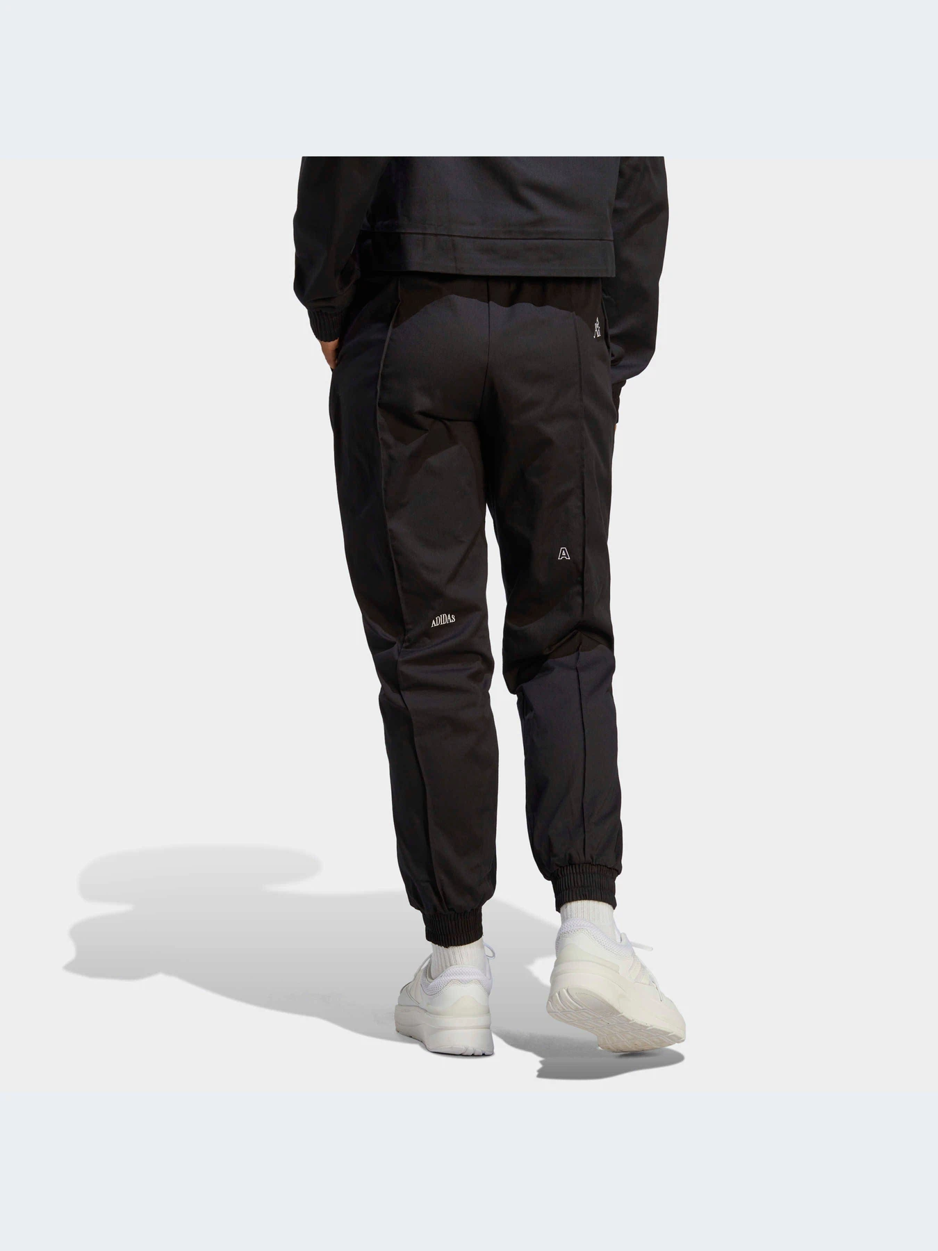 Брюки Adidas модель IC0794 Брюки Adidas модель IC0794 Фото