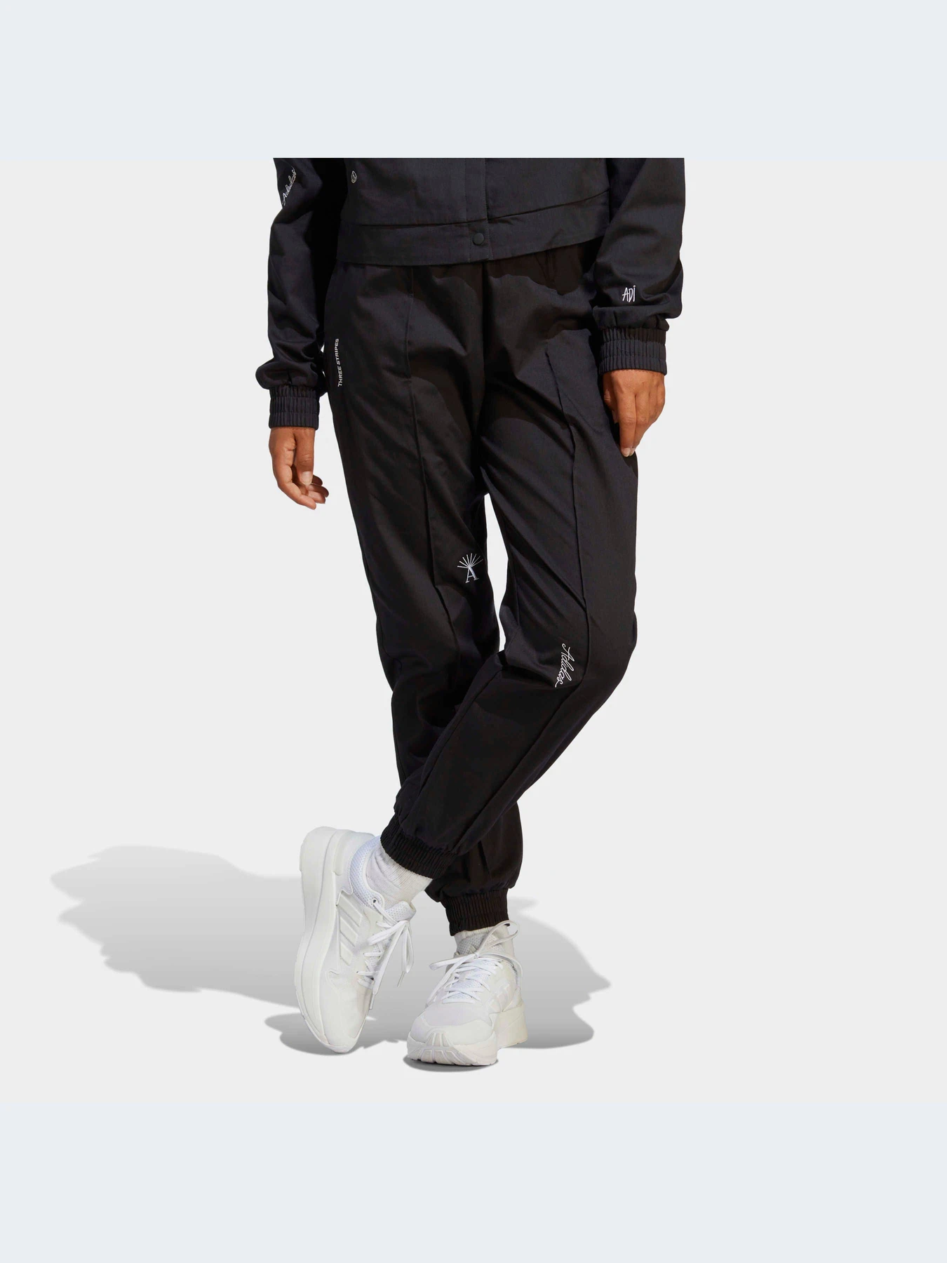 Брюки Adidas модель IC0794 Брюки Adidas модель IC0794 Фото