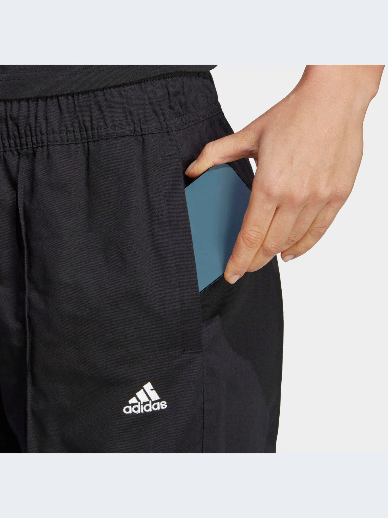Брюки Adidas модель IC0794 Брюки Adidas модель IC0794 Фото