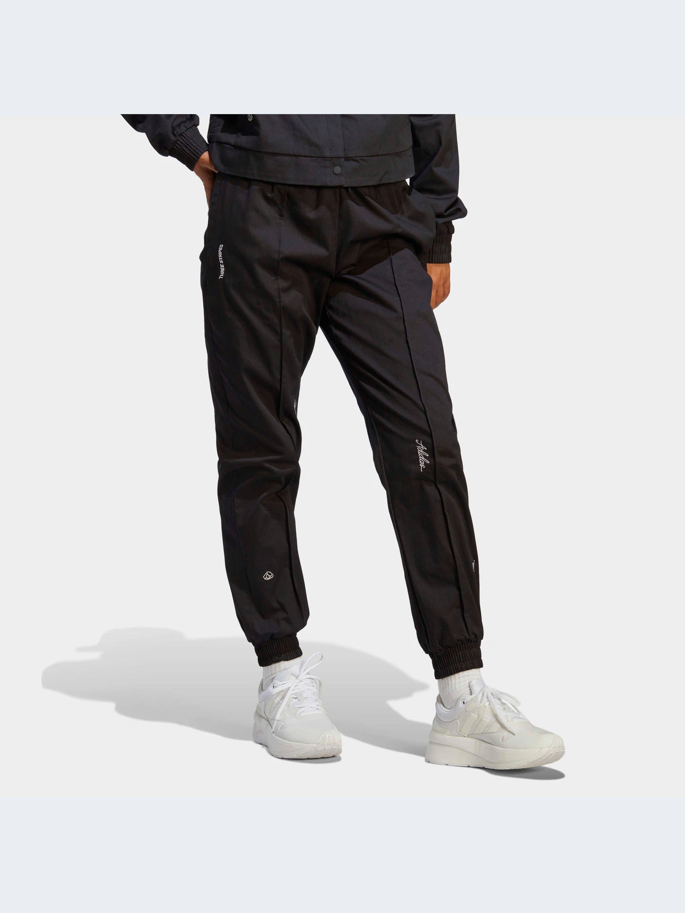 Брюки Adidas модель IC0794 Брюки Adidas модель IC0794 Фото