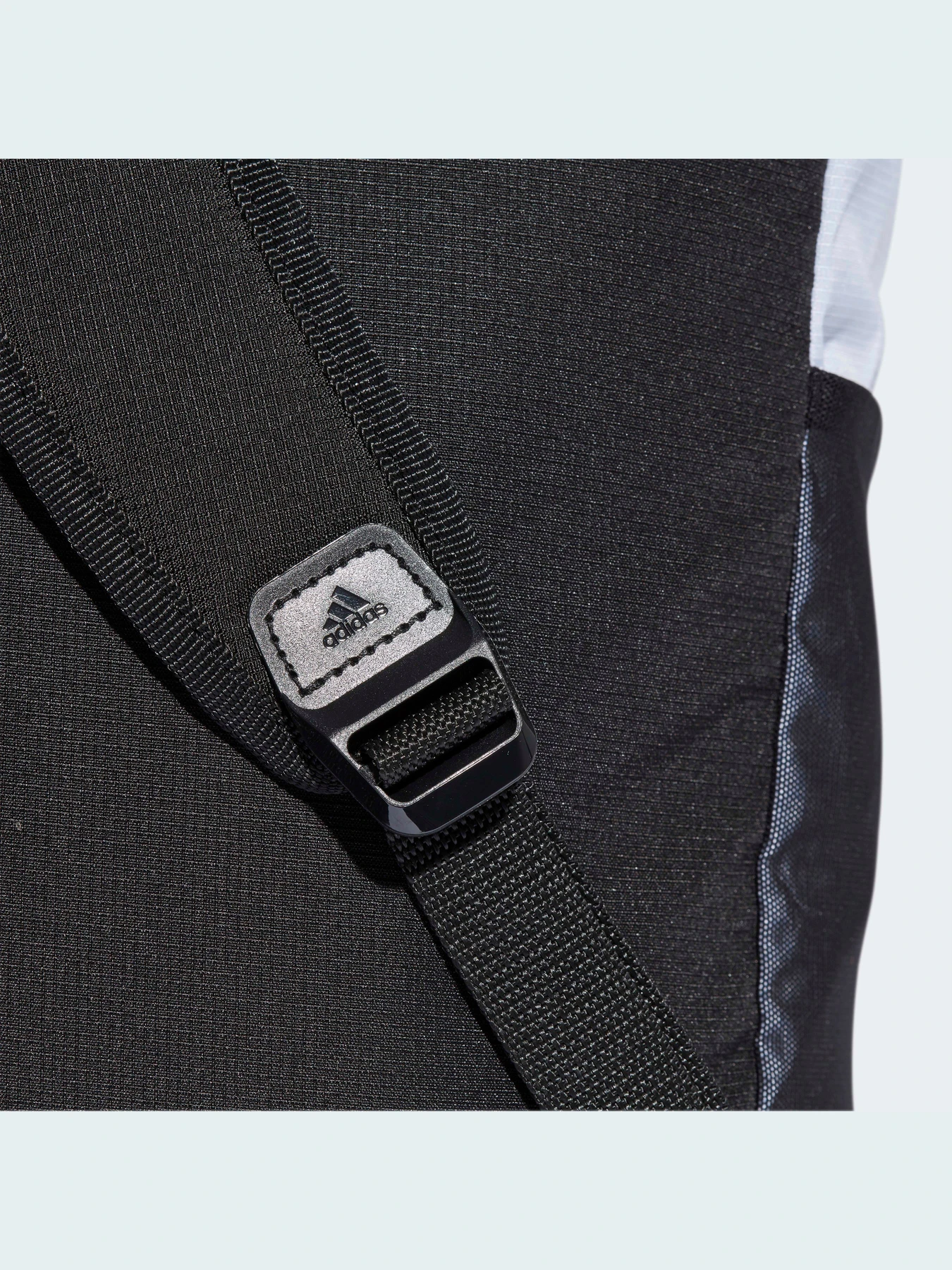 Рюкзаки Adidas модель GU0104 Рюкзаки Adidas модель GU0104 Фото