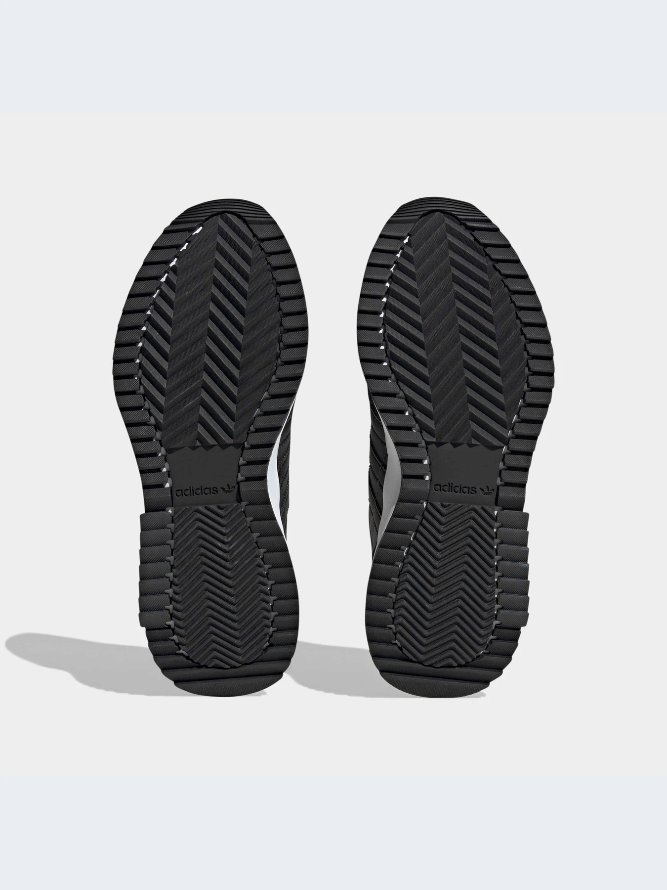 Кроссовки Adidas Retropy модель HQ1898 Кроссовки Adidas Retropy модель HQ1898 Фото