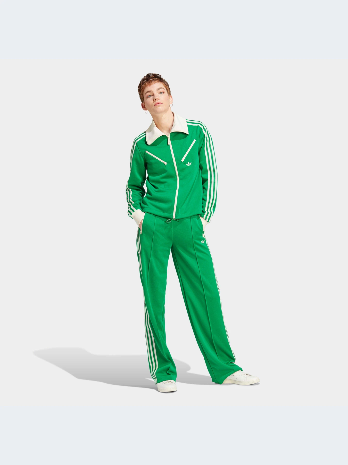 Куртки та дублянки Adidas Adicolor модель IK7876 Куртки та дублянки Adidas Adicolor модель IK7876 Фото