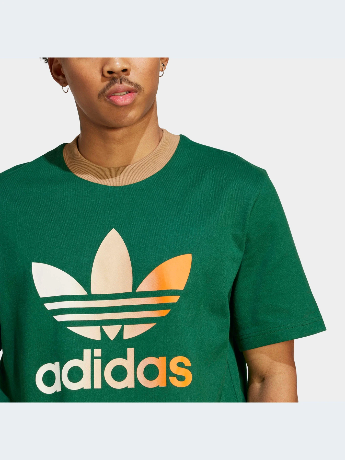 Футболки і поло Adidas Adicolor модель IP6969 Фото