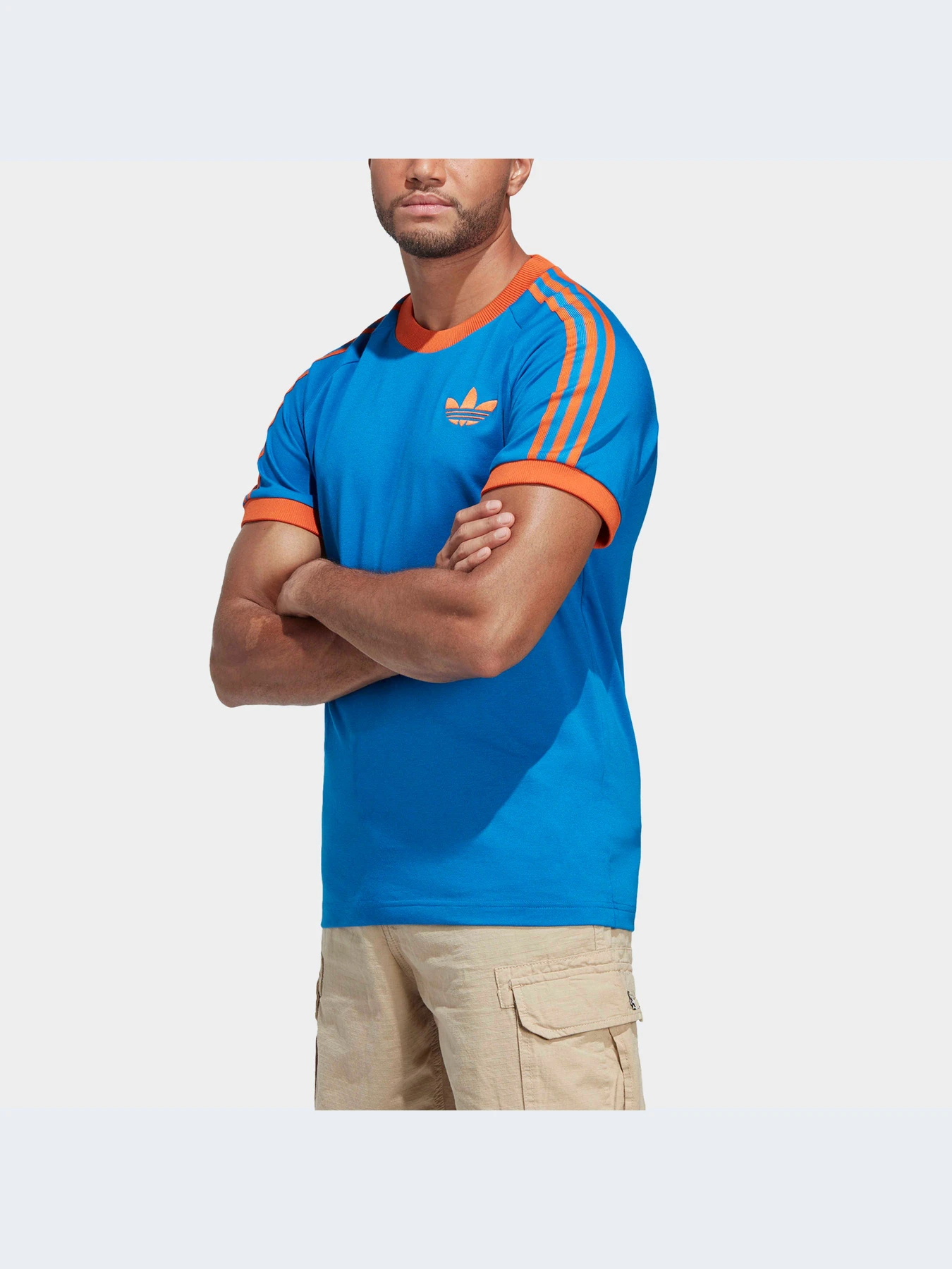Футболки і поло Adidas Adicolor модель IP6971 Футболки і поло Adidas Adicolor модель IP6971 Фото