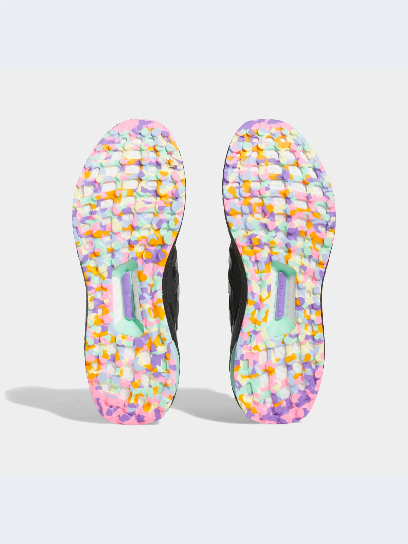 Кроссовки Adidas Ultraboost модель HQ6174 Кроссовки Adidas Ultraboost модель HQ6174 Фото