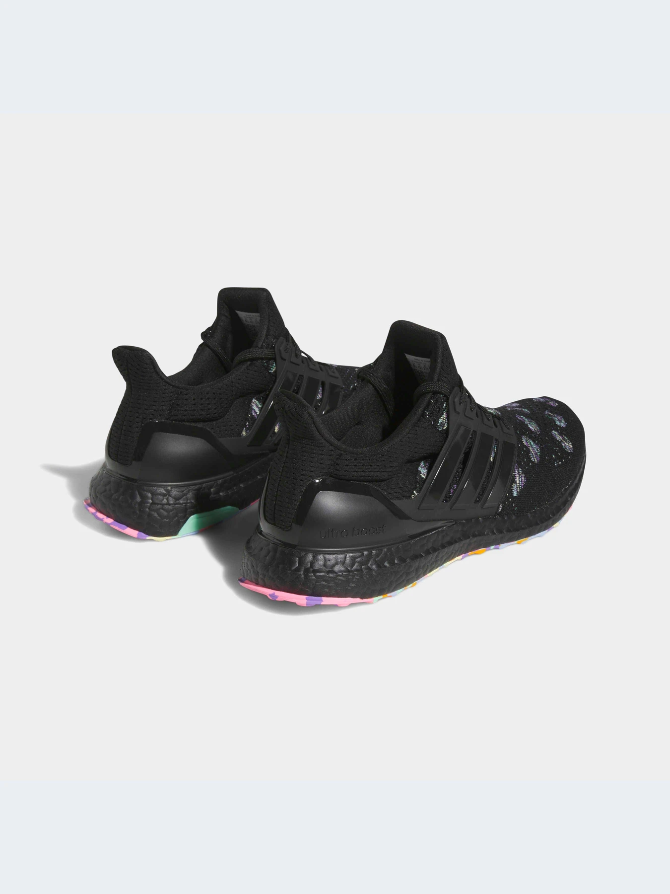 Кроссовки Adidas Ultraboost модель HQ6174 Кроссовки Adidas Ultraboost модель HQ6174 Фото