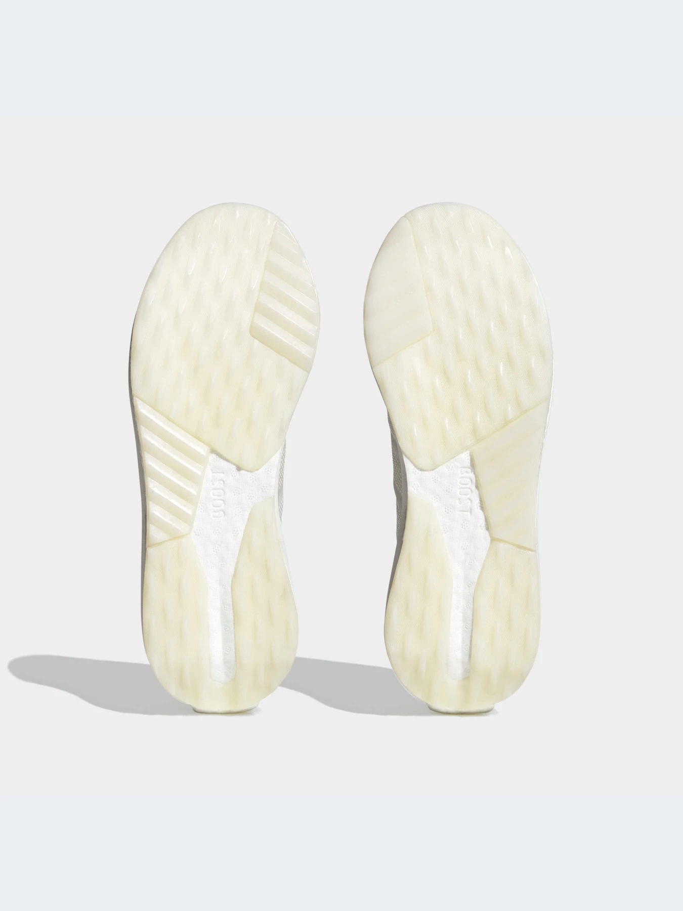 Кроссовки Adidas AVRYN модель HP5972 Кроссовки Adidas AVRYN модель HP5972 Фото