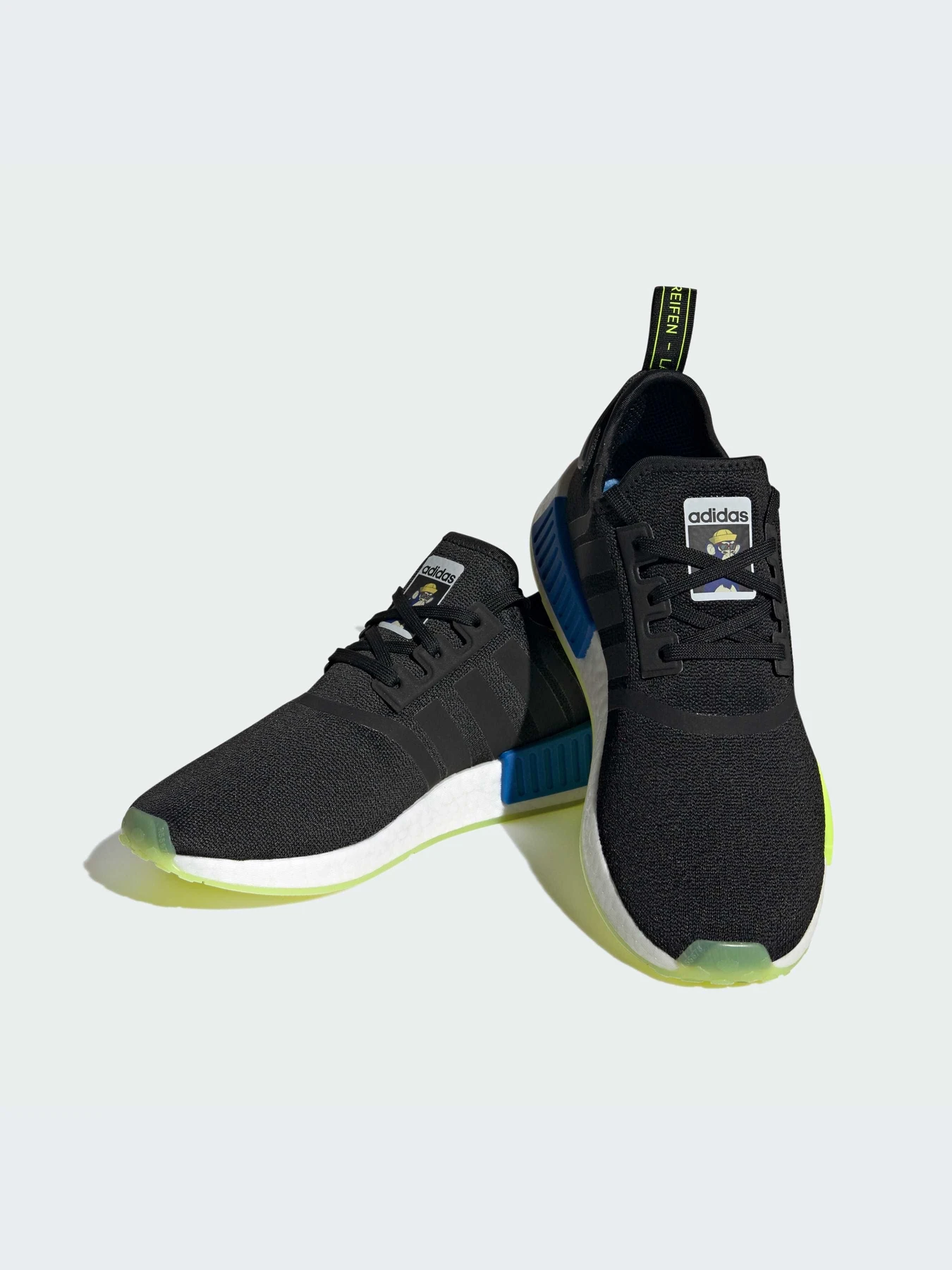 Кроссовки Adidas NMD модель IE1844 Кроссовки Adidas NMD модель IE1844 Фото