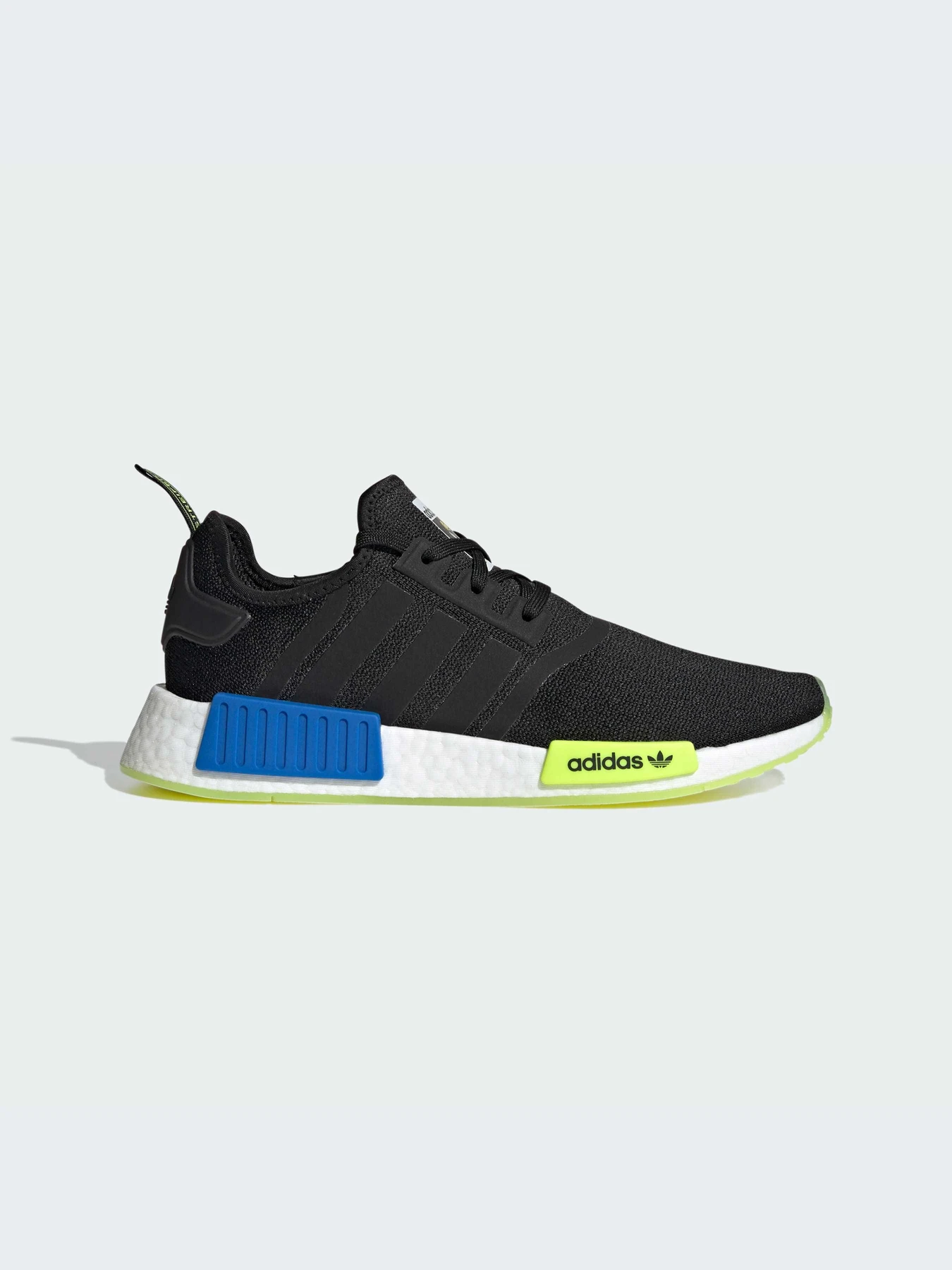 Кроссовки Adidas NMD модель IE1844 Кроссовки Adidas NMD модель IE1844 Фото
