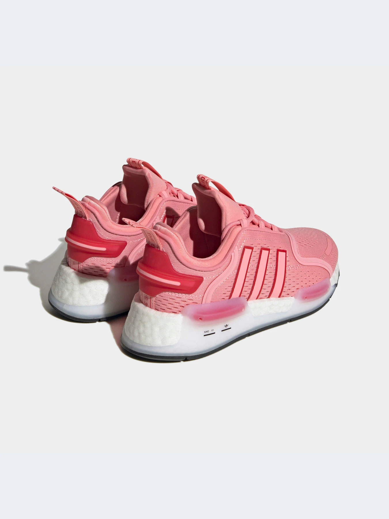 Кроссовки Adidas NMD модель HQ1668 Фото