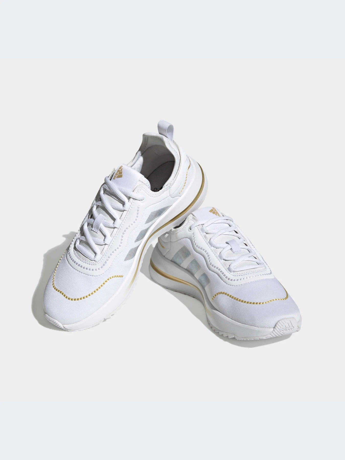 Кроссовки Adidas модель HQ1737 Кроссовки Adidas модель HQ1737 Фото
