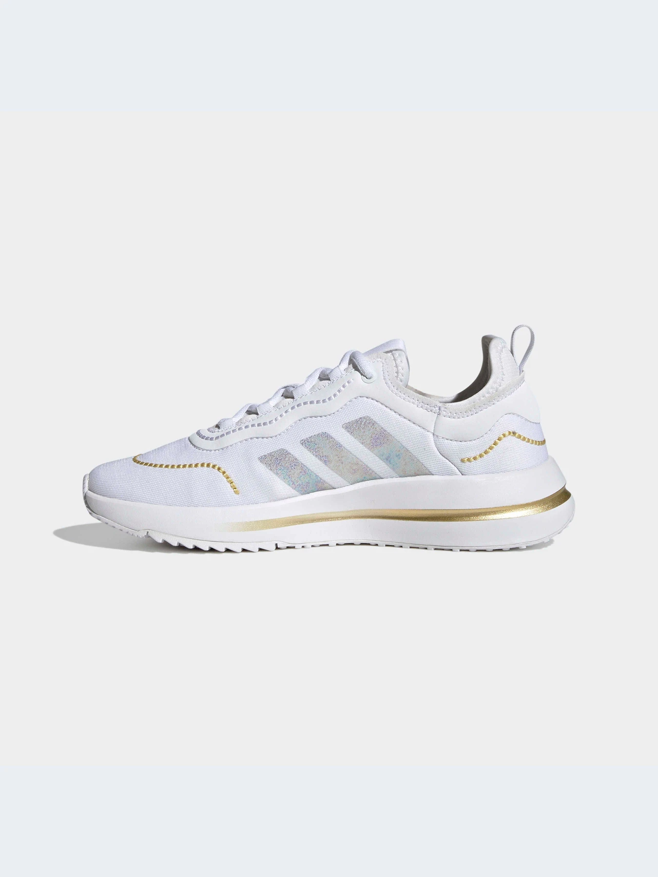 Кроссовки Adidas модель HQ1737 Кроссовки Adidas модель HQ1737 Фото