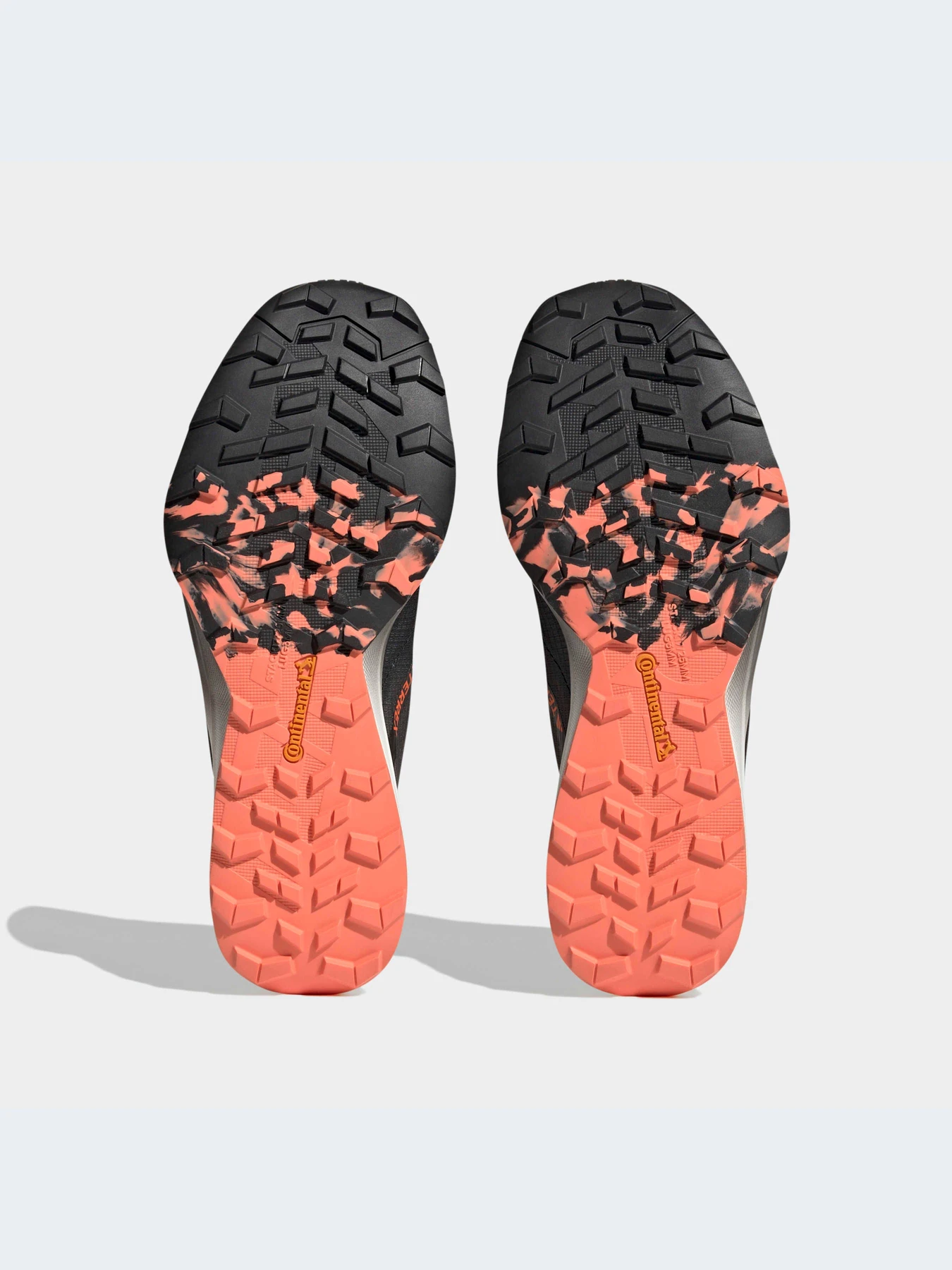 Кроссовки Adidas Terrex модель HR1154 Кроссовки Adidas Terrex модель HR1154 Фото