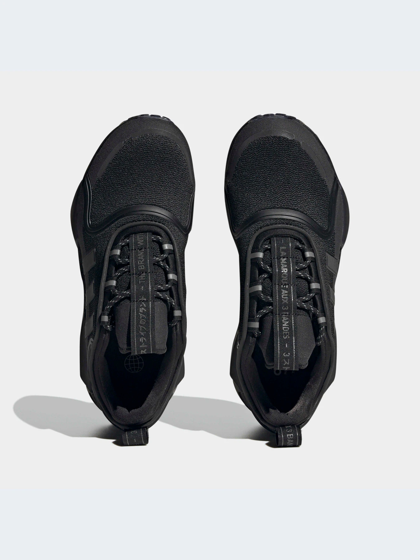 Кроссовки Adidas NMD модель HQ4278 Кроссовки Adidas NMD модель HQ4278 Фото