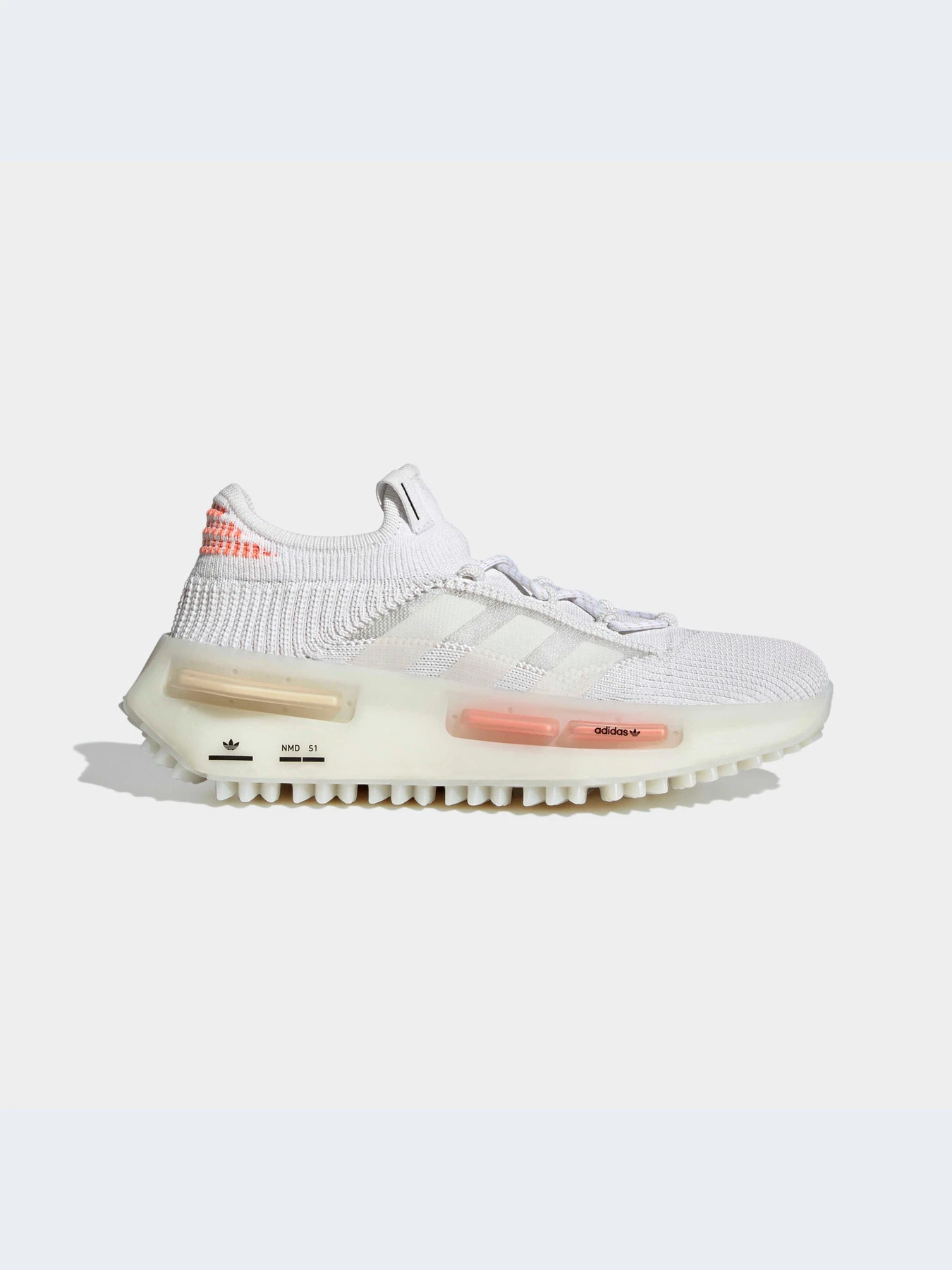 Кроссовки Adidas NMD модель HQ4465 Кроссовки Adidas NMD модель HQ4465 Фото