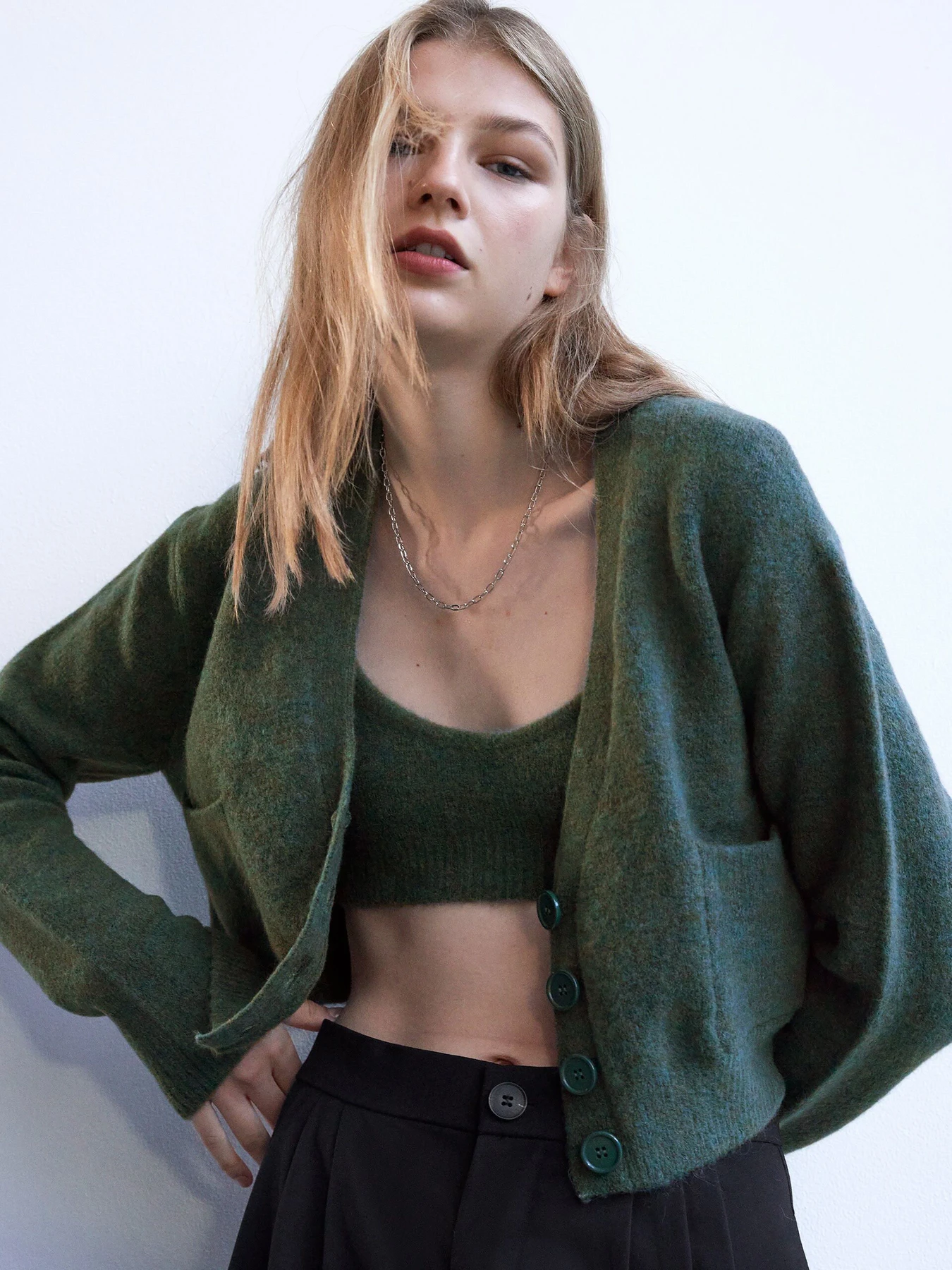 Свитры и кардиганы ZARA модель 65030 Фото
